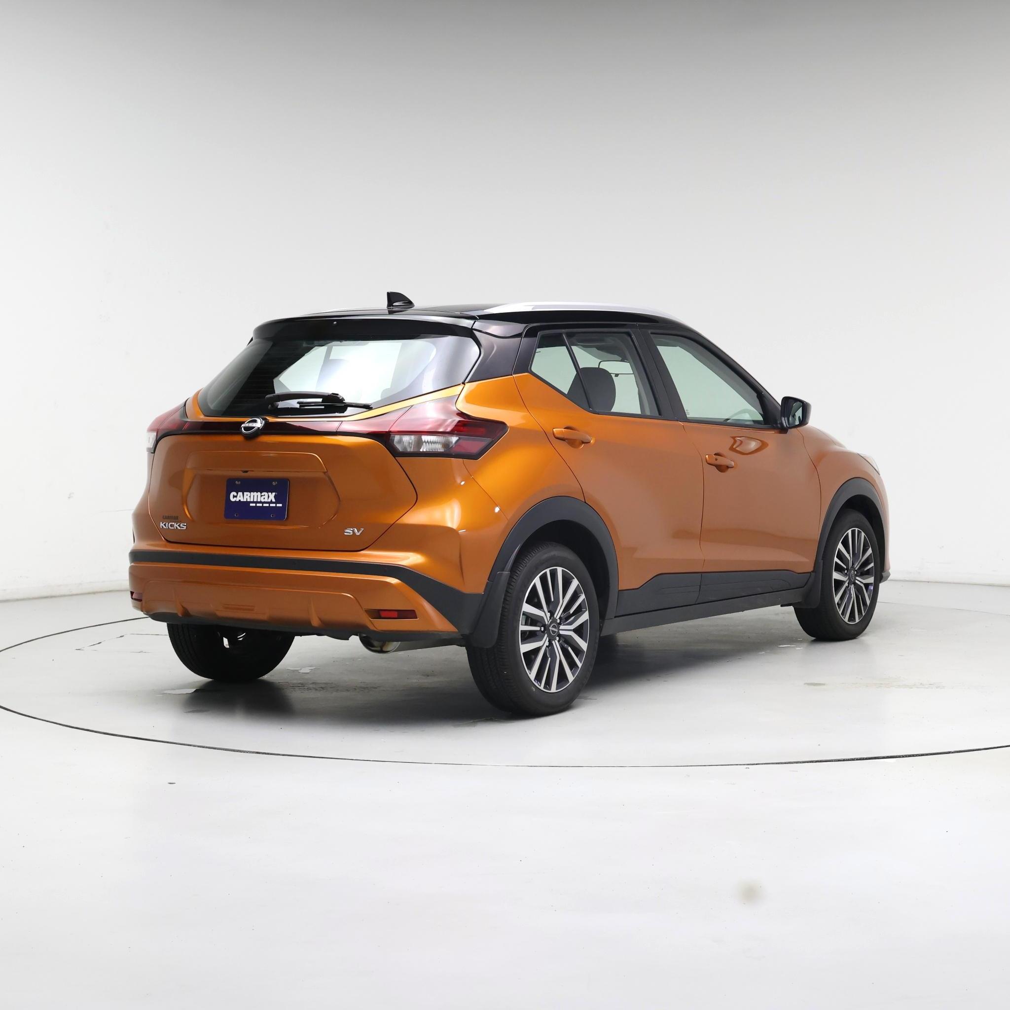 Thumbnail: 2024 Nissan Kicks - 8