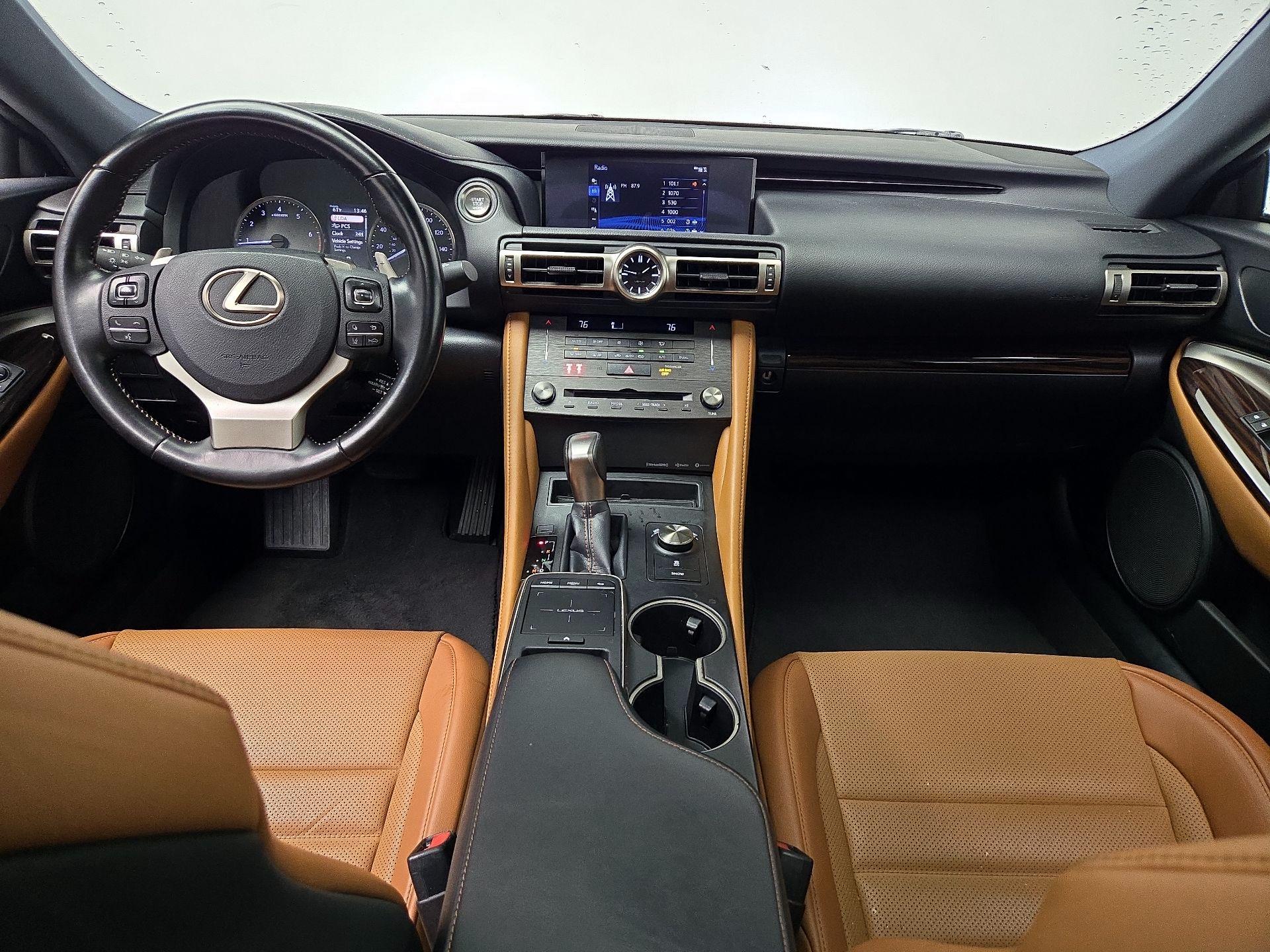 Thumbnail: 2020 Lexus RC - 9
