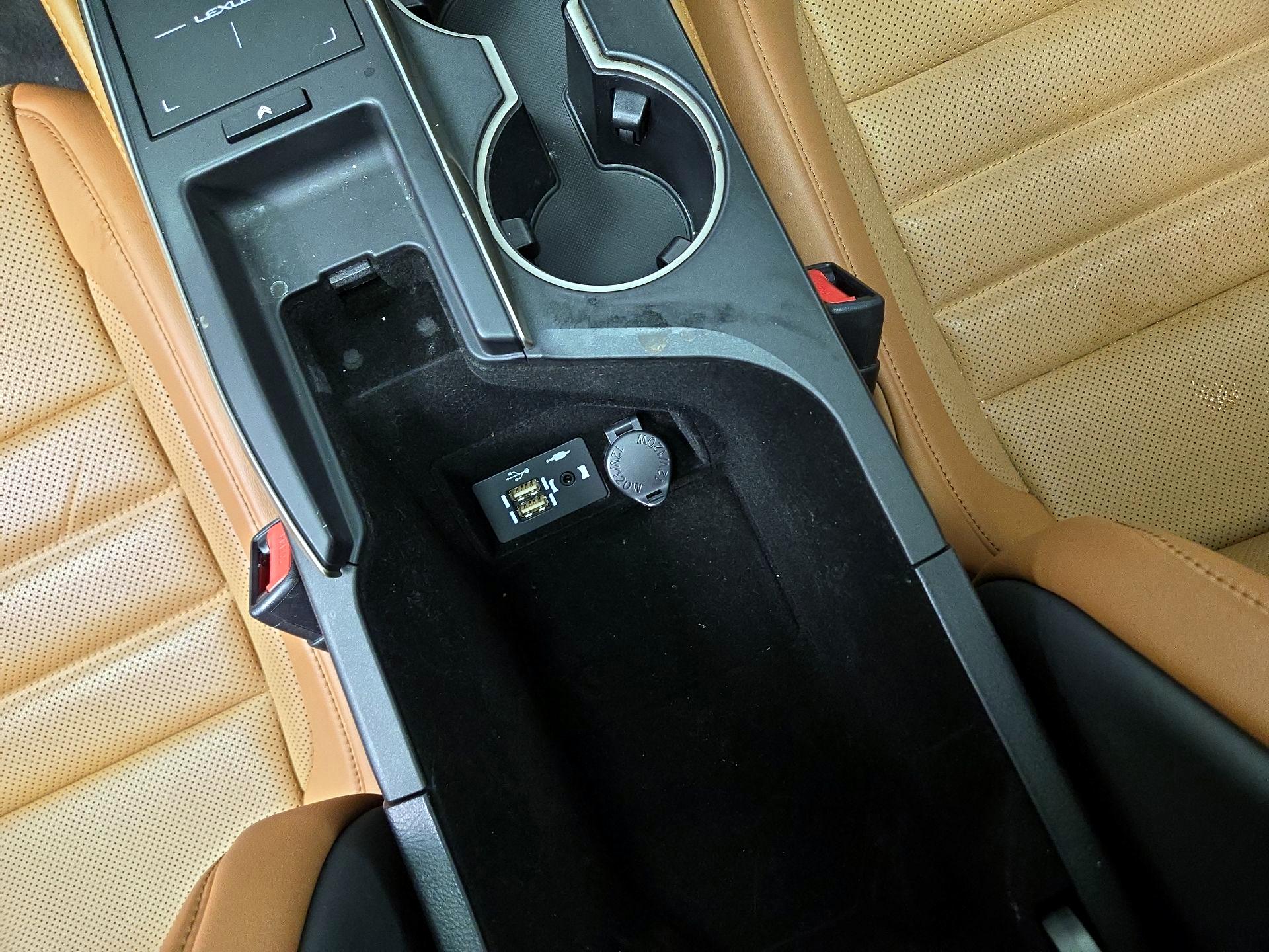 Thumbnail: 2020 Lexus RC - 18