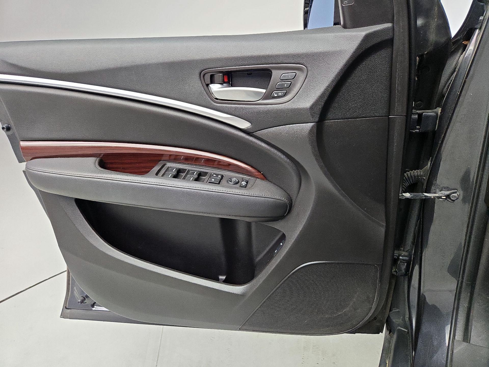 Thumbnail: 2016 Acura MDX - 12