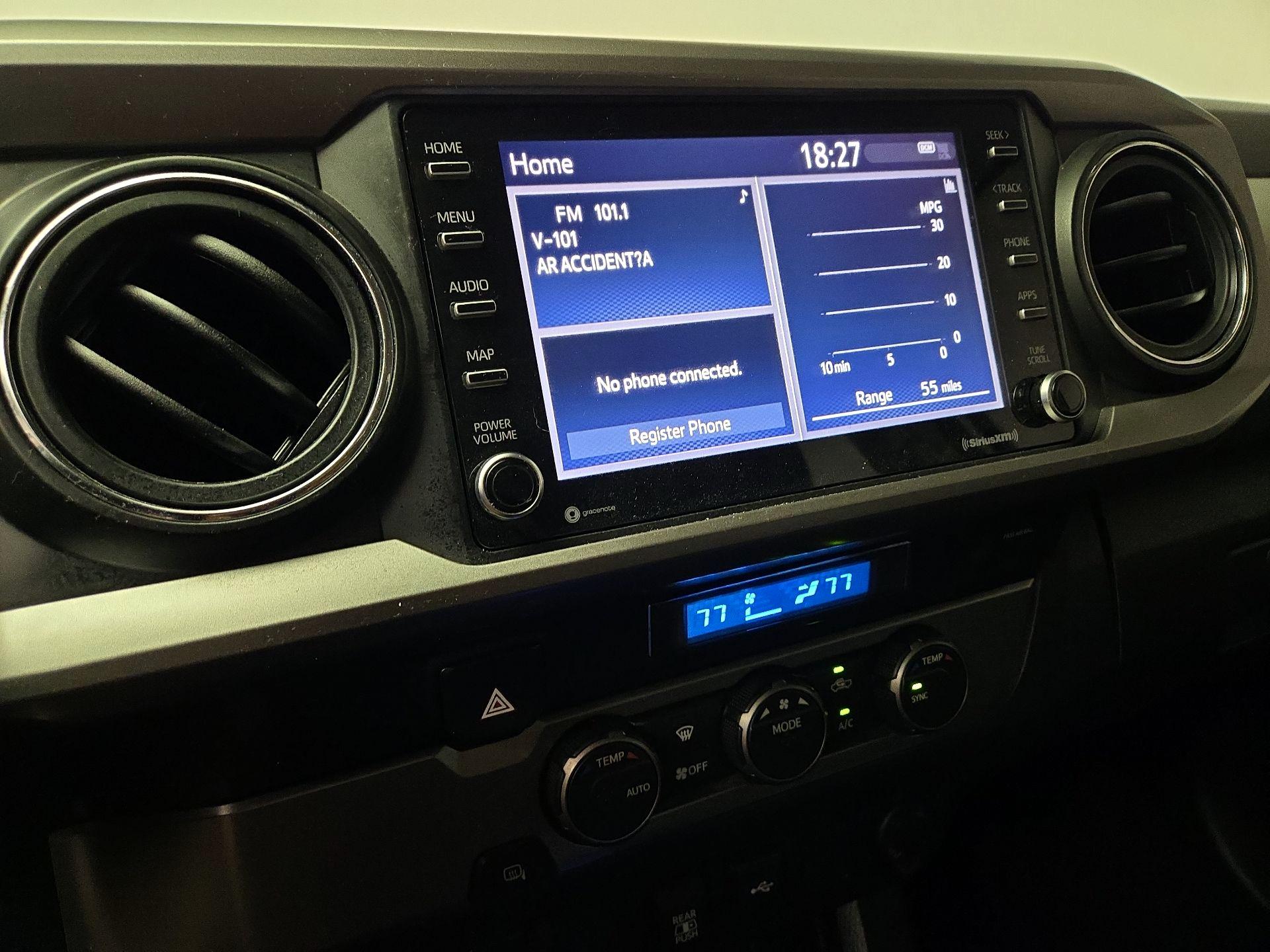 Thumbnail: 2021 Toyota Tacoma - 15