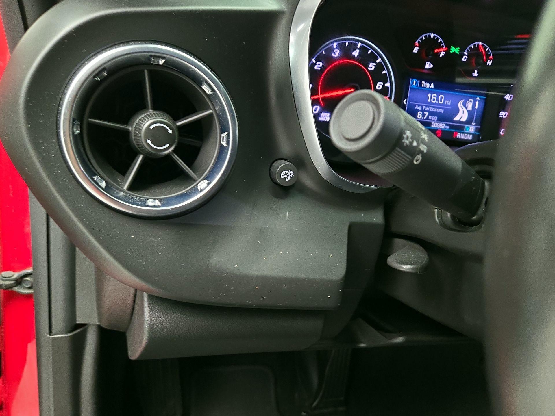 Thumbnail: 2021 Chevrolet Camaro - 13