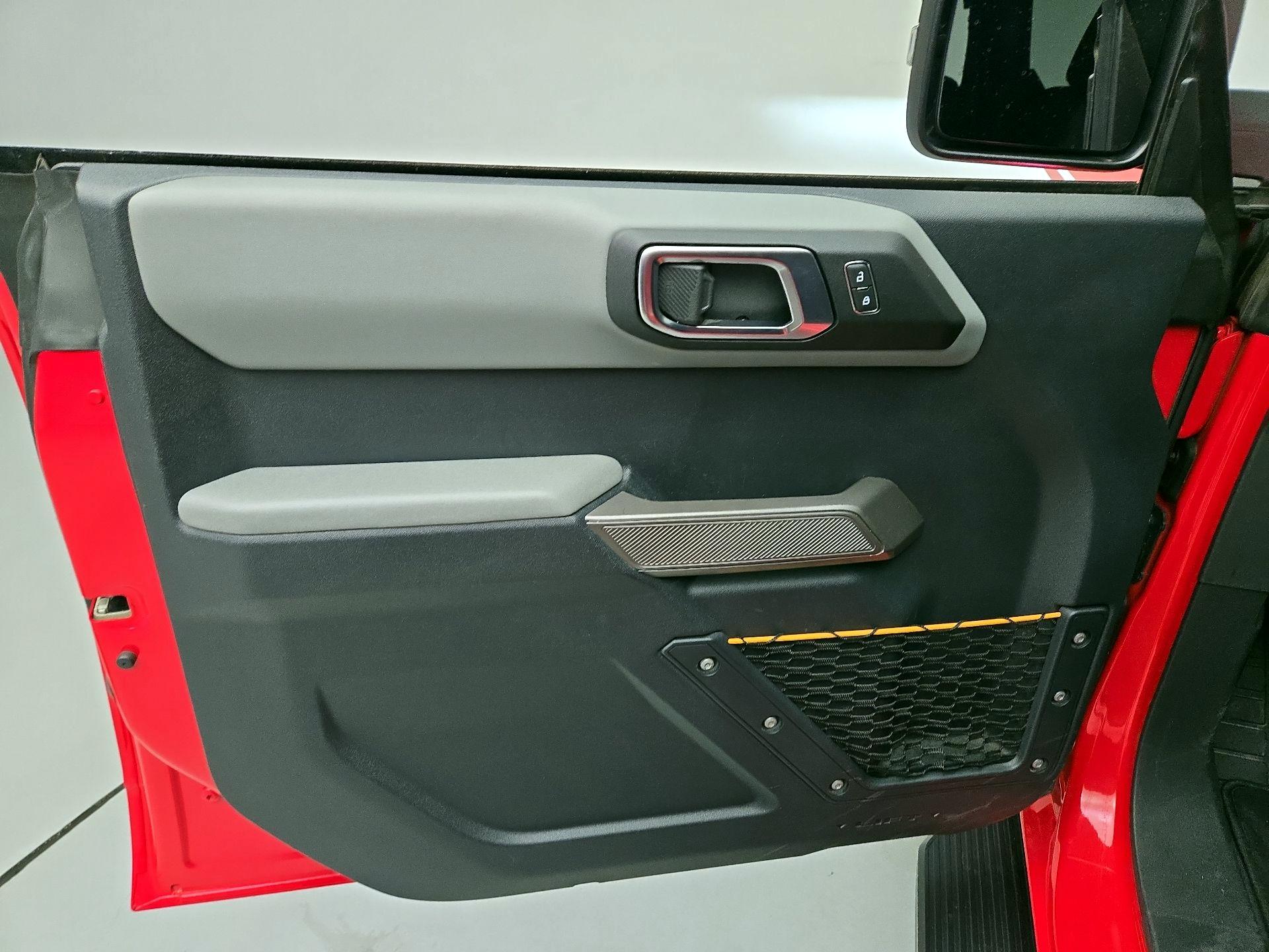 Thumbnail: 2022 Ford Bronco - 12