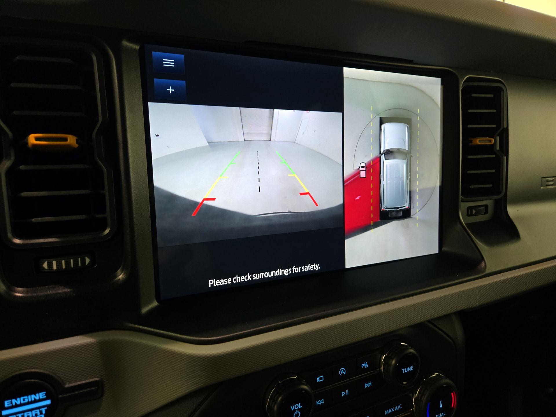 Thumbnail: 2022 Ford Bronco - 15