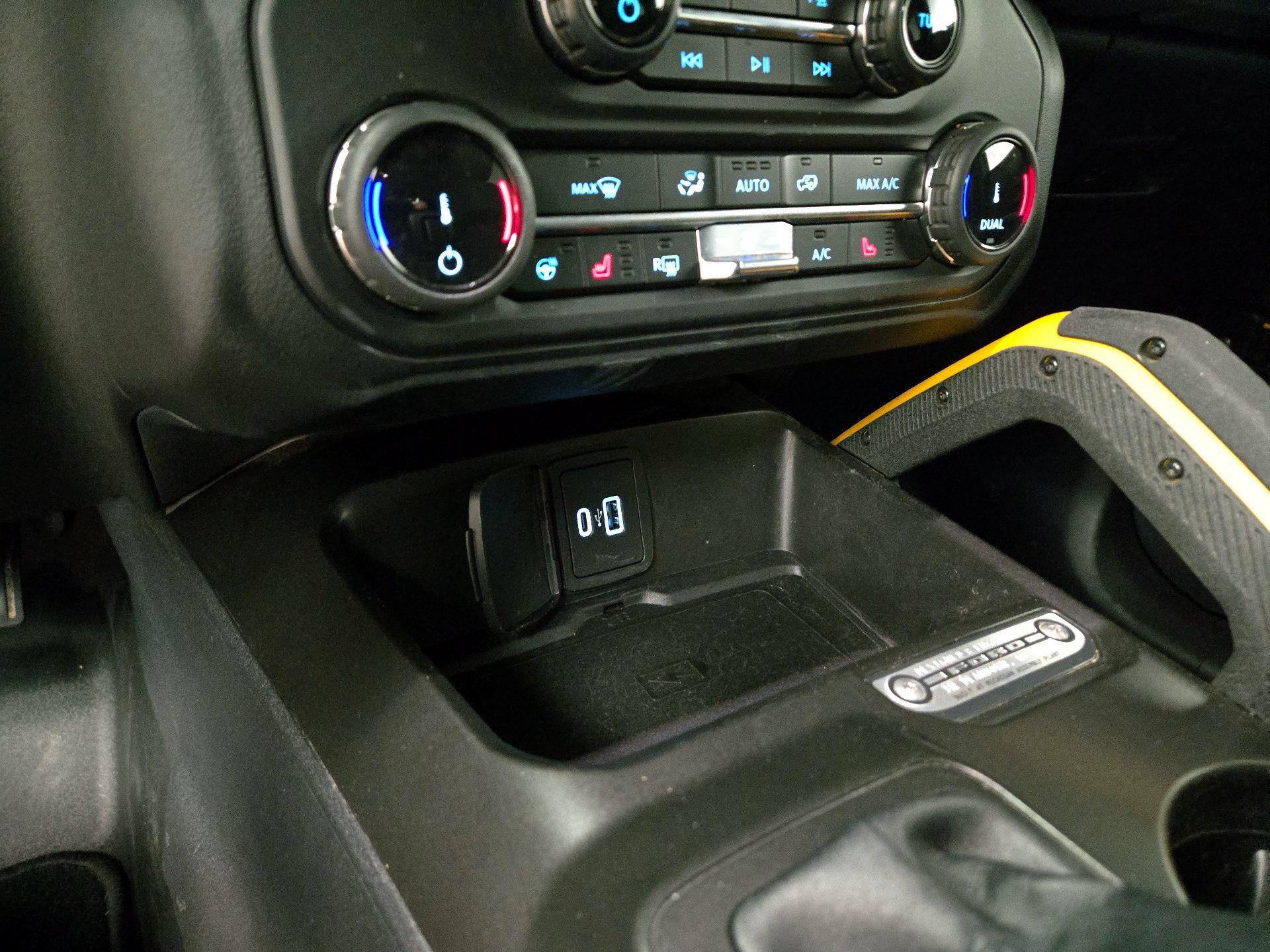 Thumbnail: 2022 Ford Bronco - 19