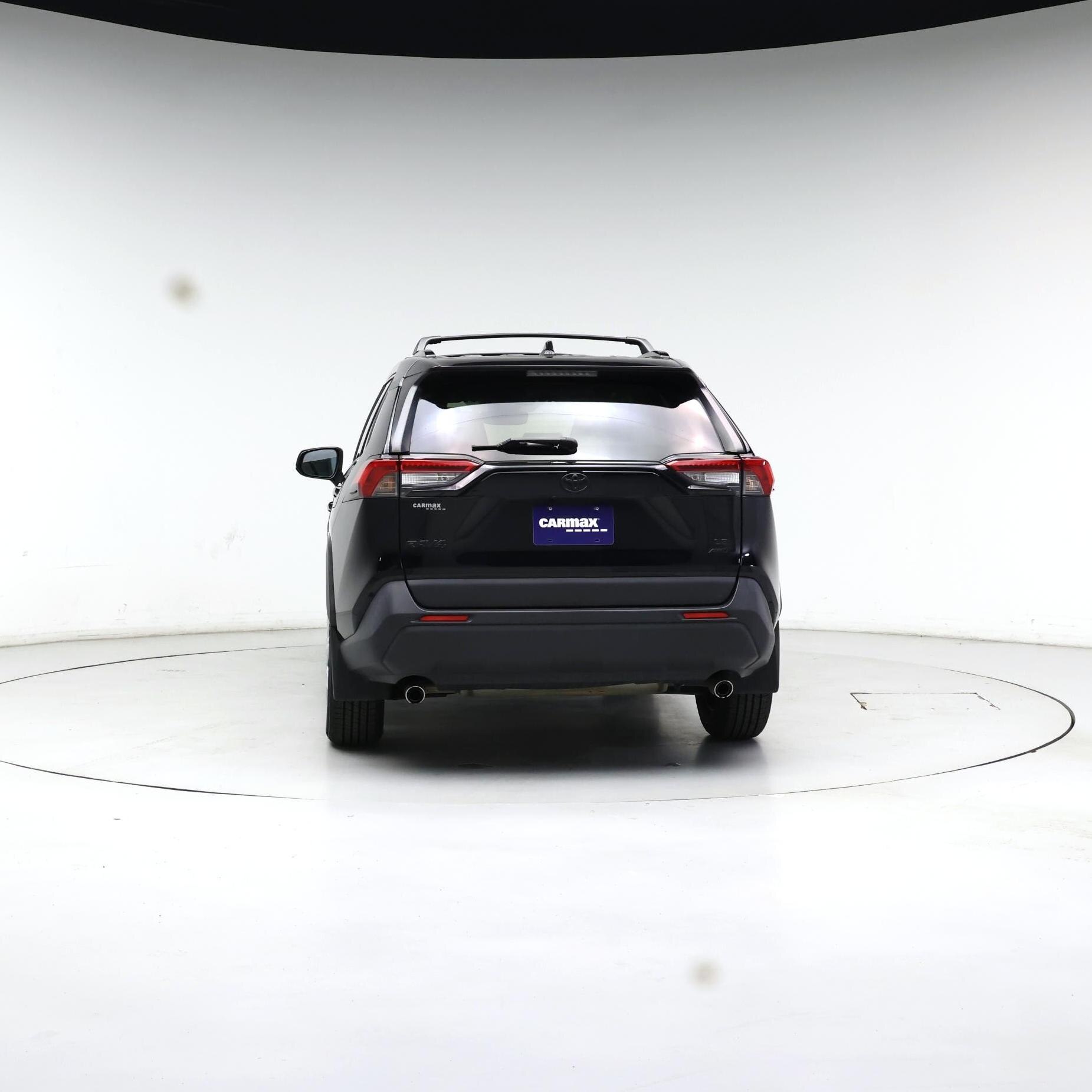 Thumbnail: 2019 Toyota RAV4 - 6