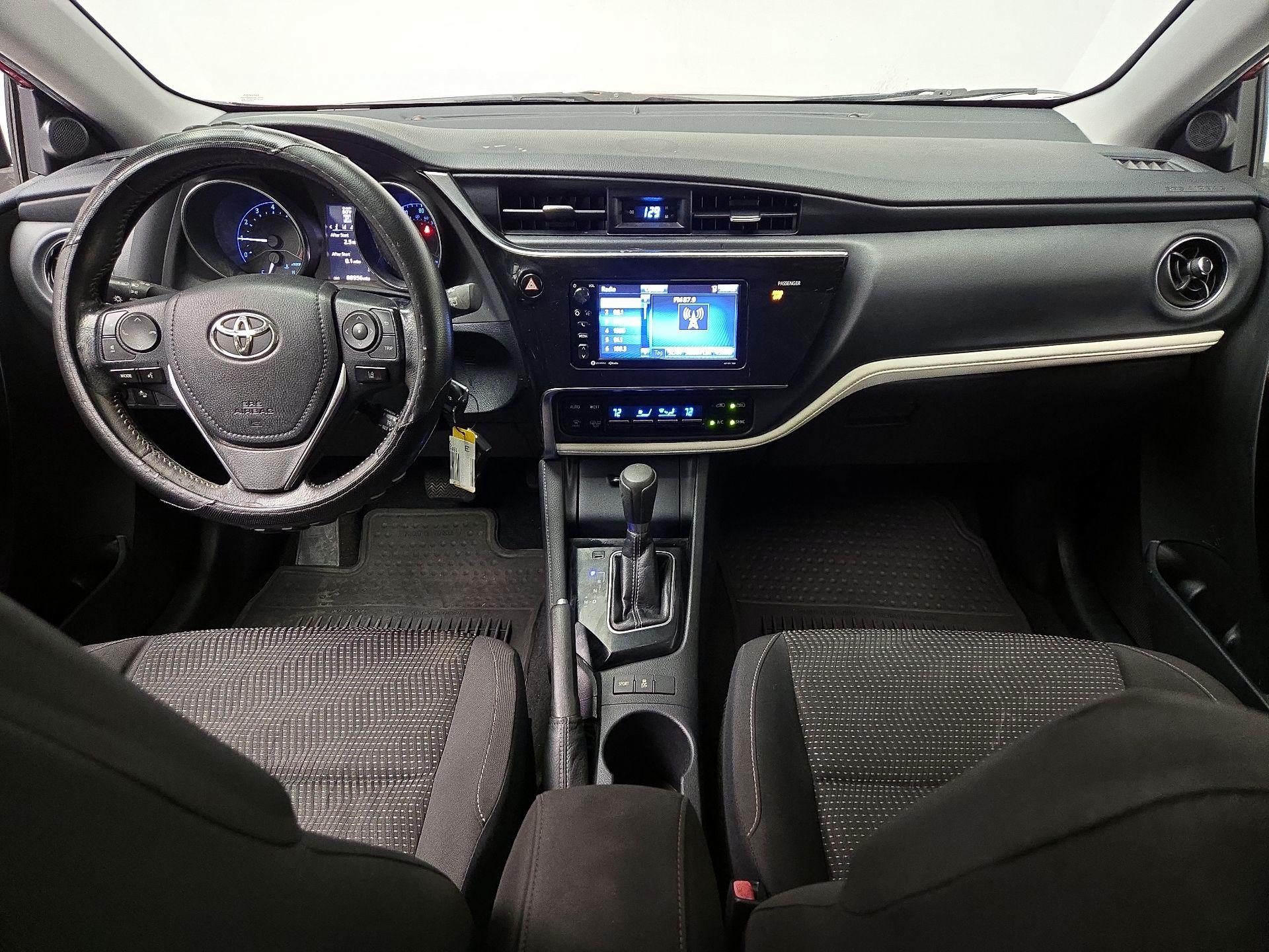 Thumbnail: 2017 Toyota Corolla iM - 9