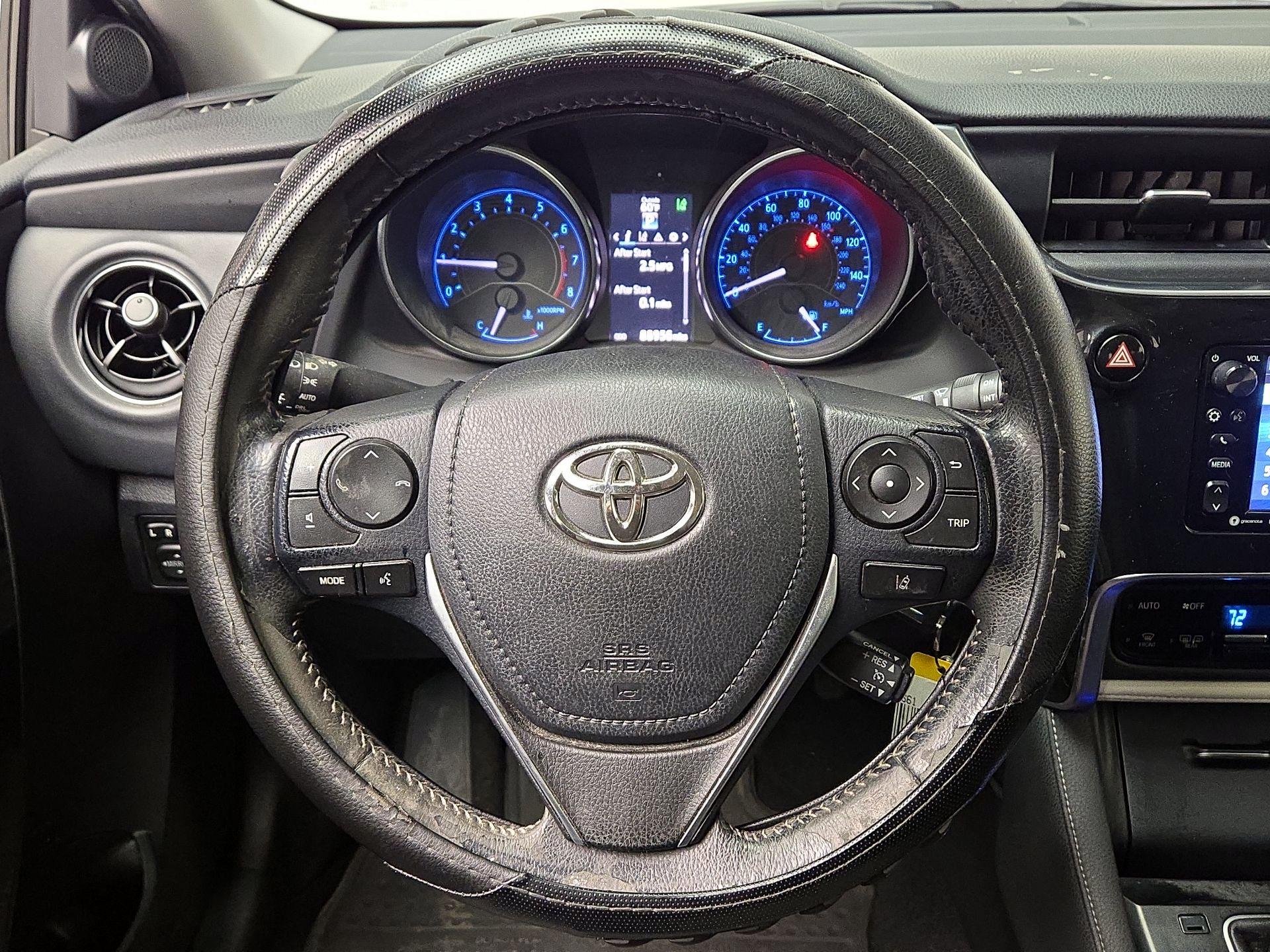 Thumbnail: 2017 Toyota Corolla iM - 10