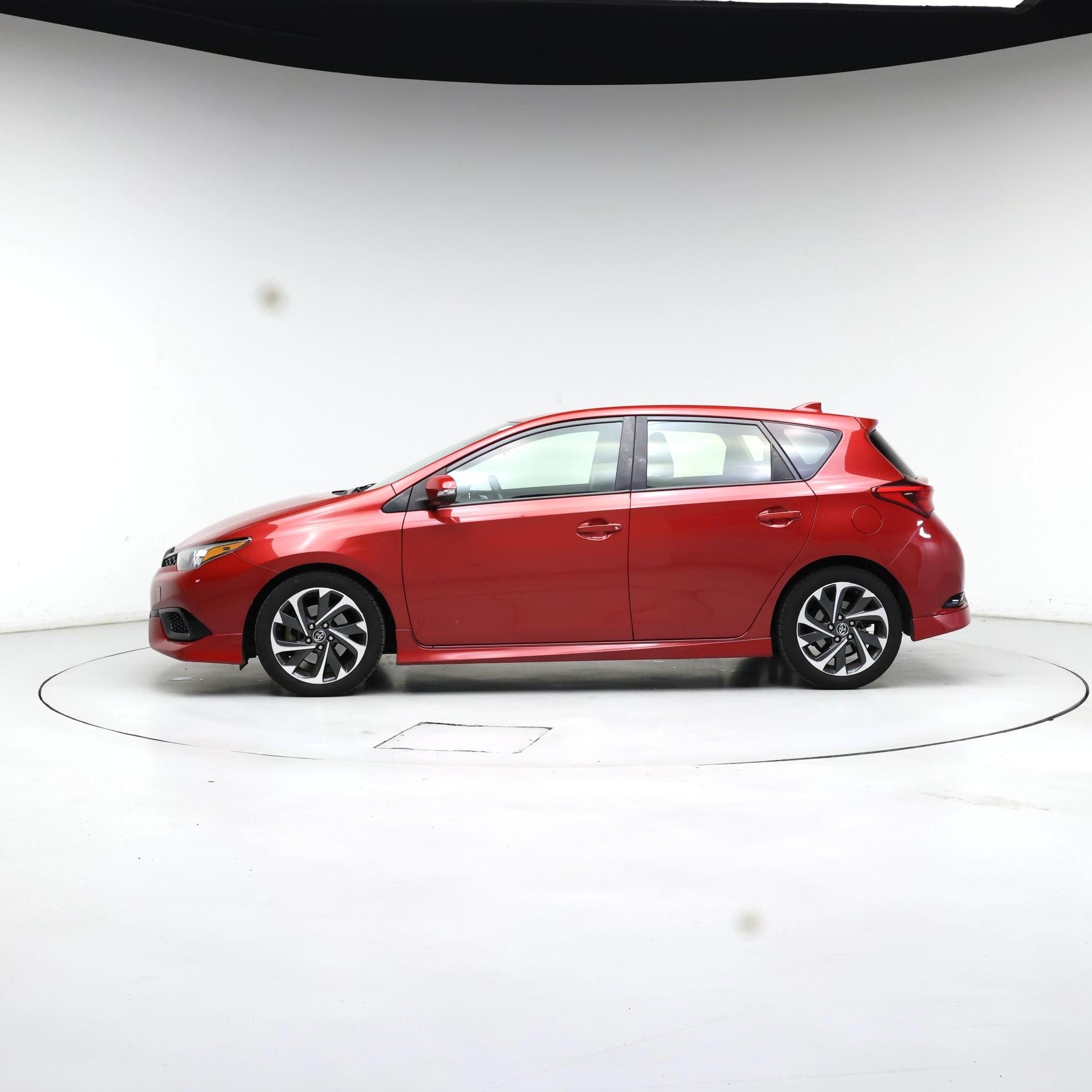 Thumbnail: 2017 Toyota Corolla iM - 3