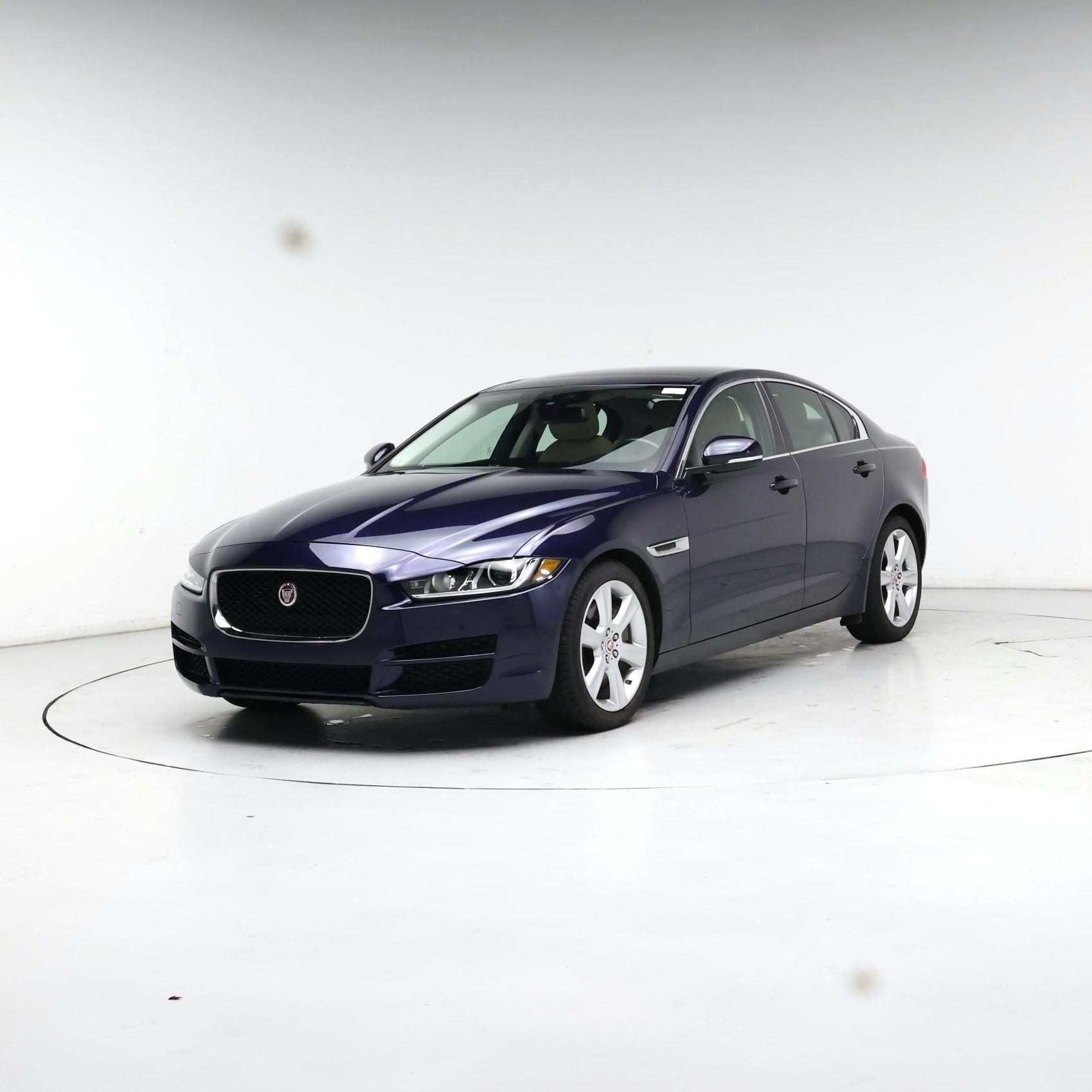 Thumbnail: 2018 Jaguar XE - 4