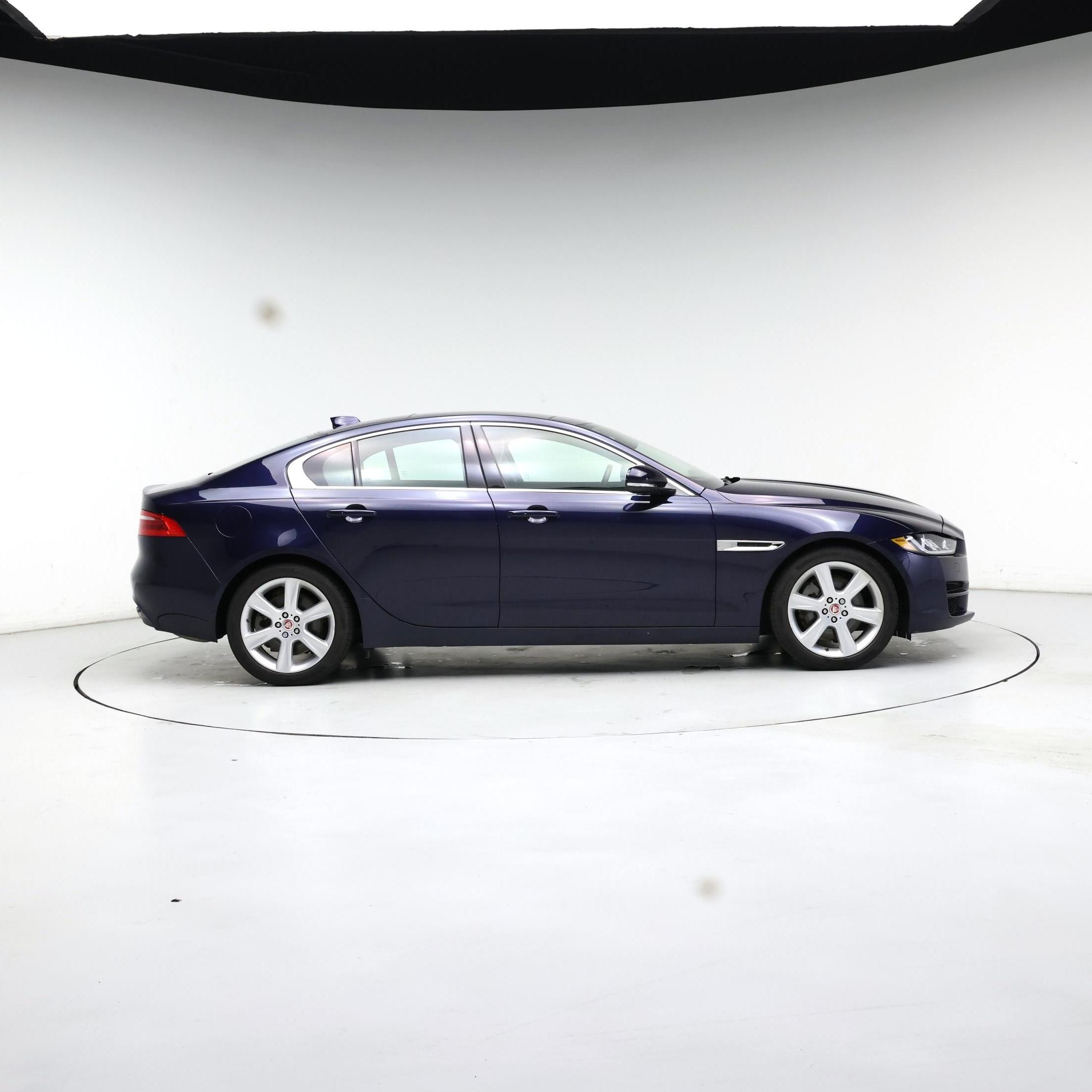 Thumbnail: 2018 Jaguar XE - 7