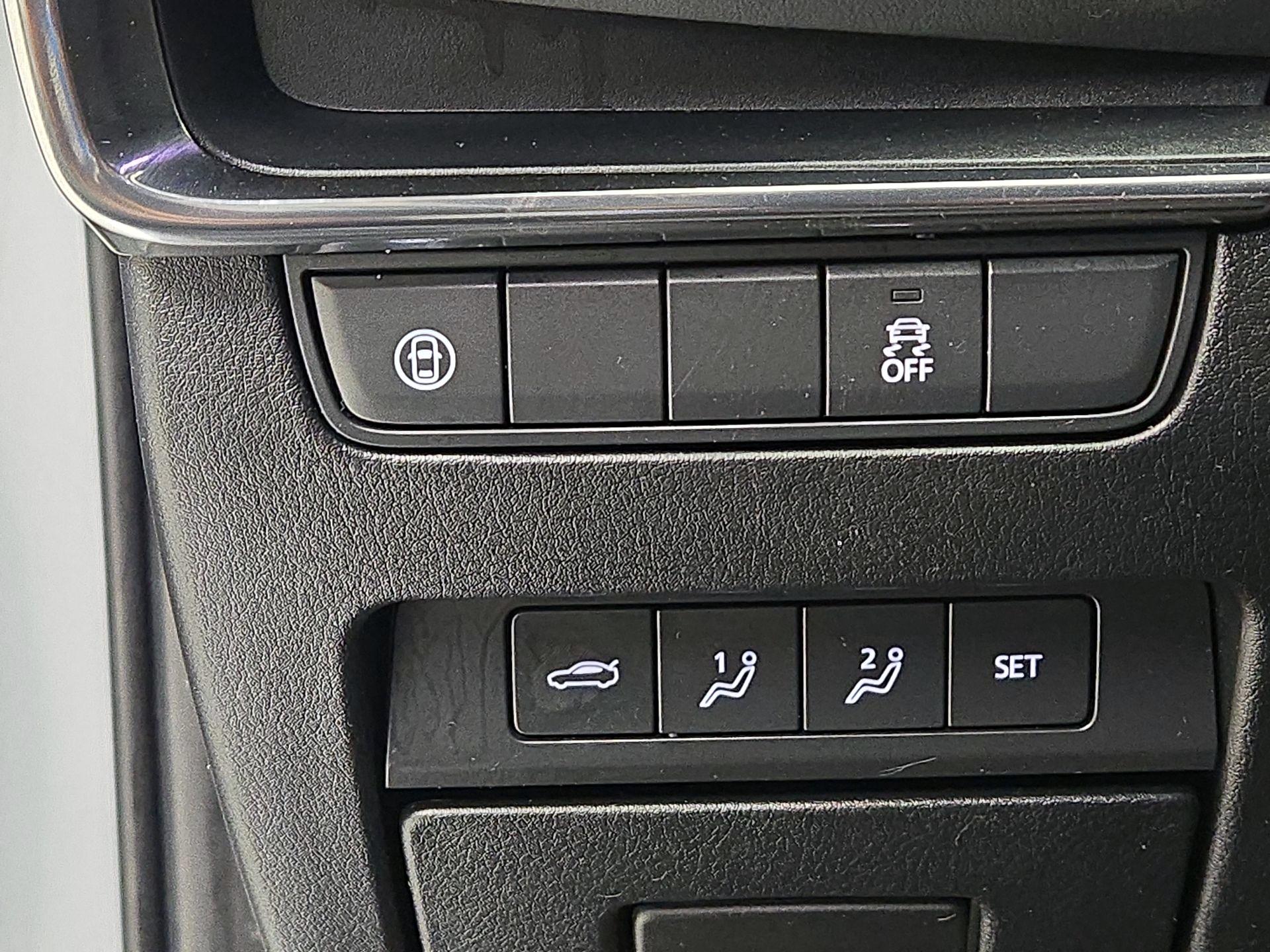 Thumbnail: 2020 Mazda Mazda3 - 13