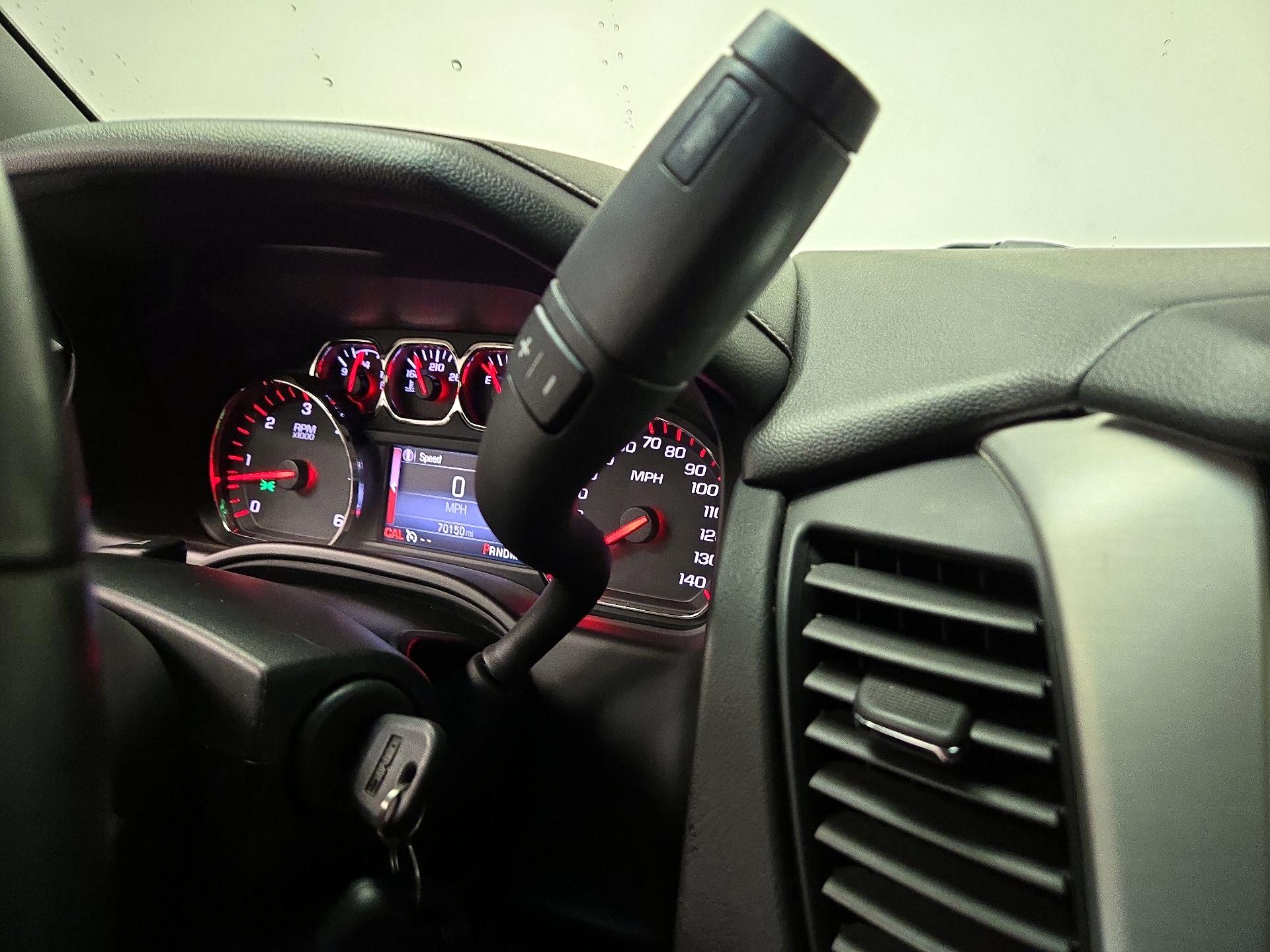 Thumbnail: 2016 GMC Yukon - 17