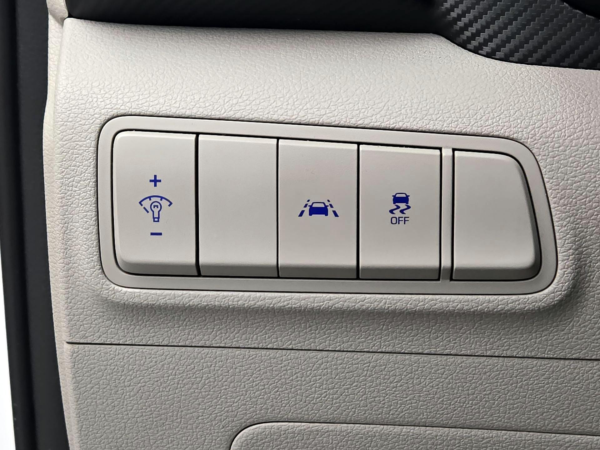 Thumbnail: 2019 Hyundai Tucson - 13