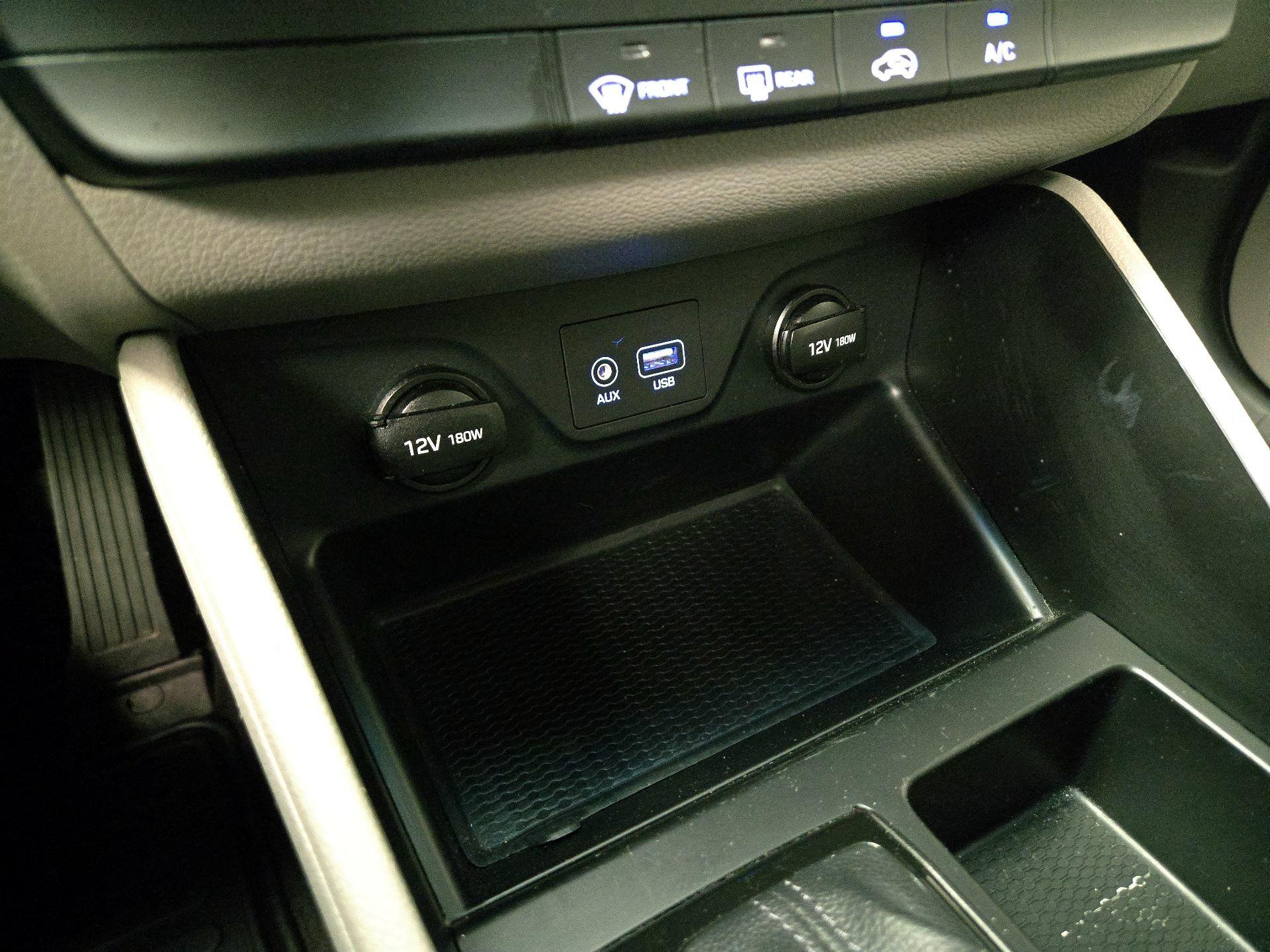 Thumbnail: 2019 Hyundai Tucson - 18