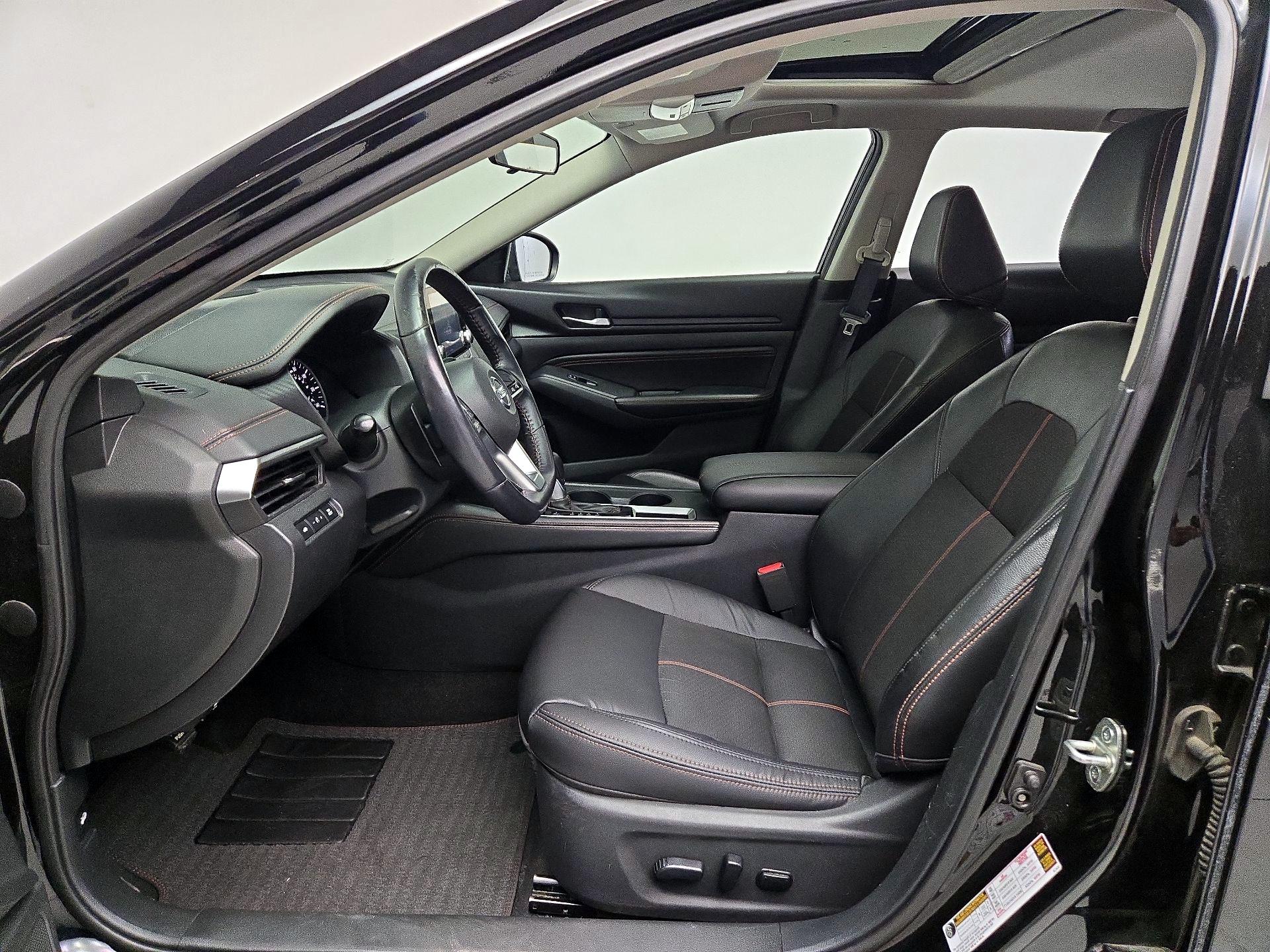 Thumbnail: 2019 Nissan Altima - 11
