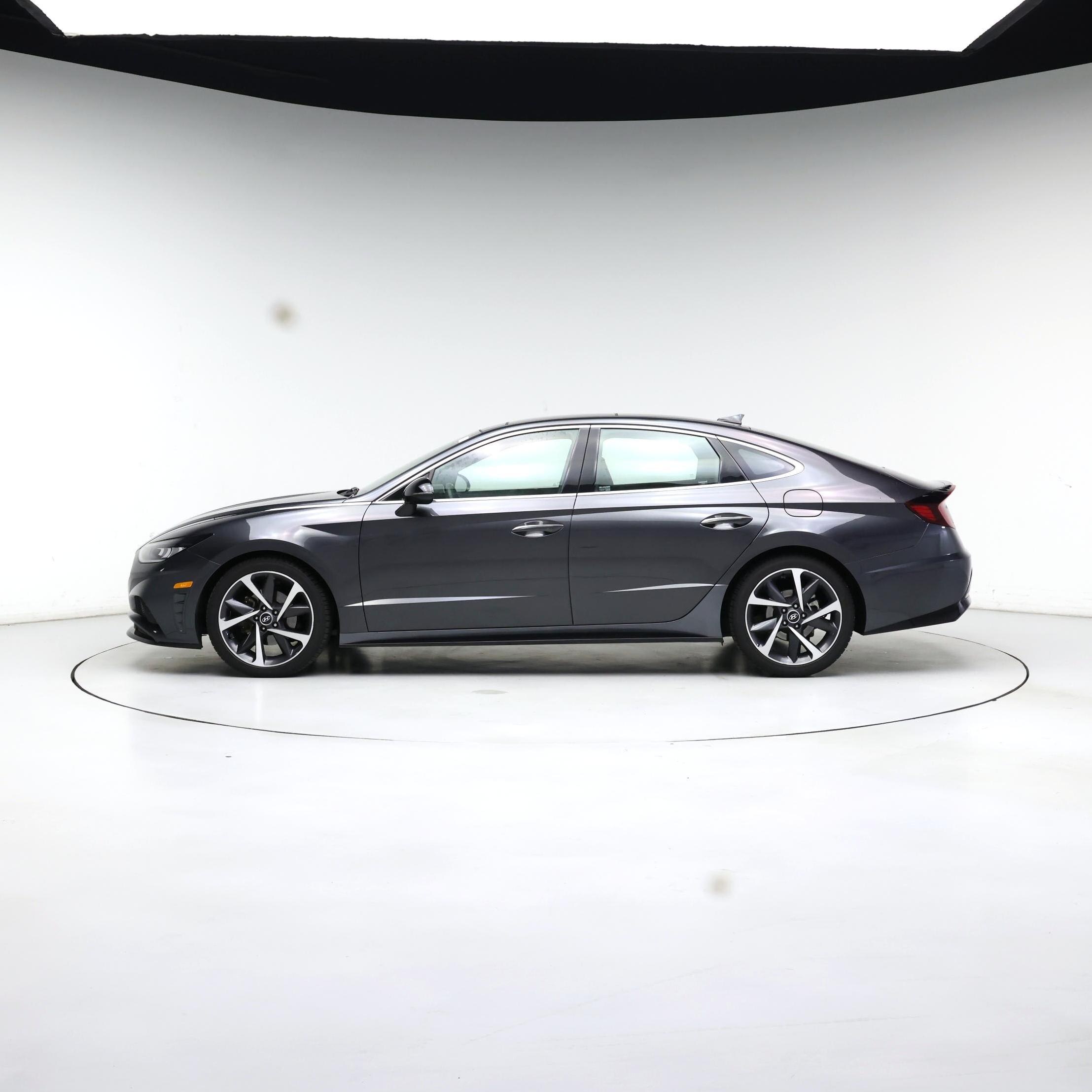 Thumbnail: 2021 Hyundai Sonata - 3