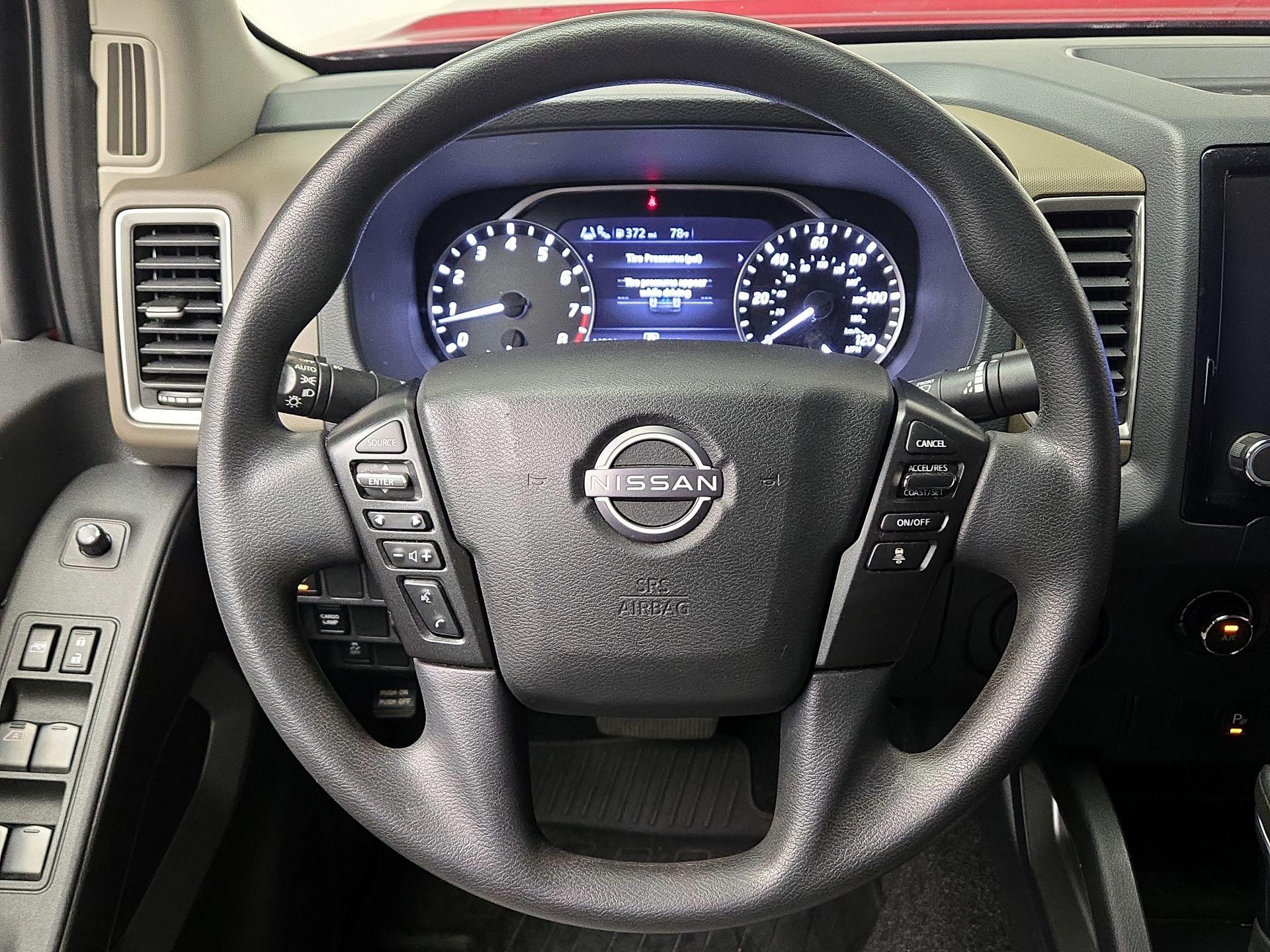 Thumbnail: 2022 Nissan Frontier - 10
