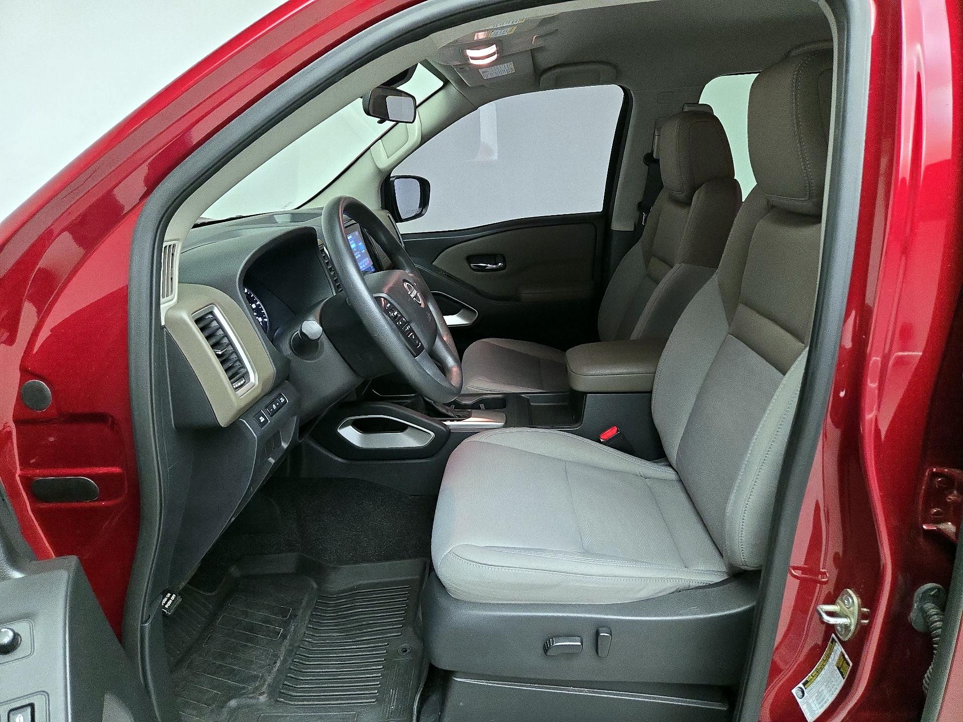 Thumbnail: 2022 Nissan Frontier - 11