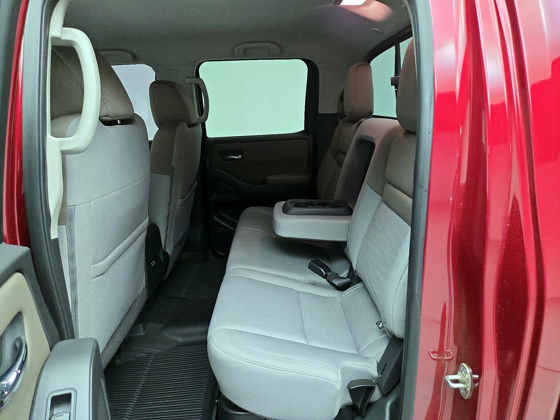 Thumbnail: 2022 Nissan Frontier - 19