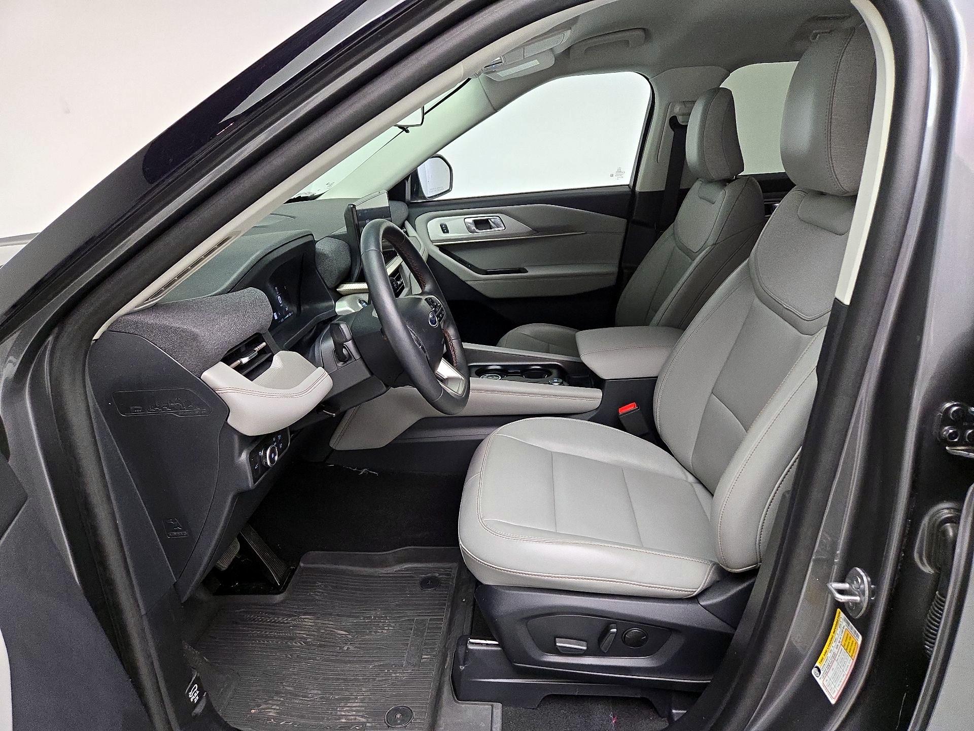 Thumbnail: 2025 Ford Explorer - 11