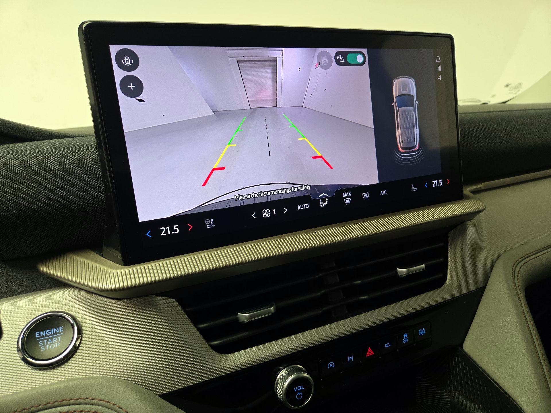 Thumbnail: 2025 Ford Explorer - 15