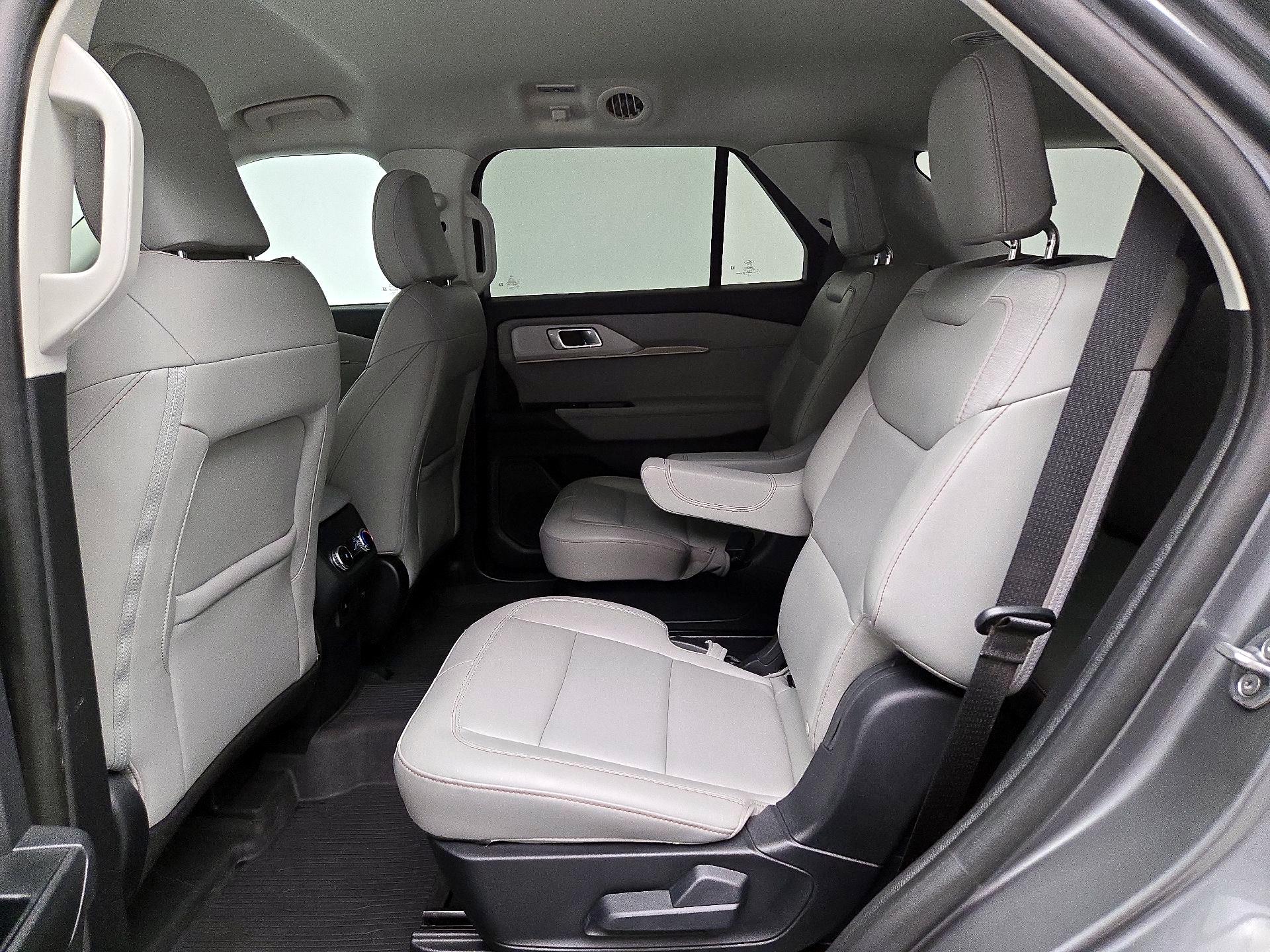 Thumbnail: 2025 Ford Explorer - 20