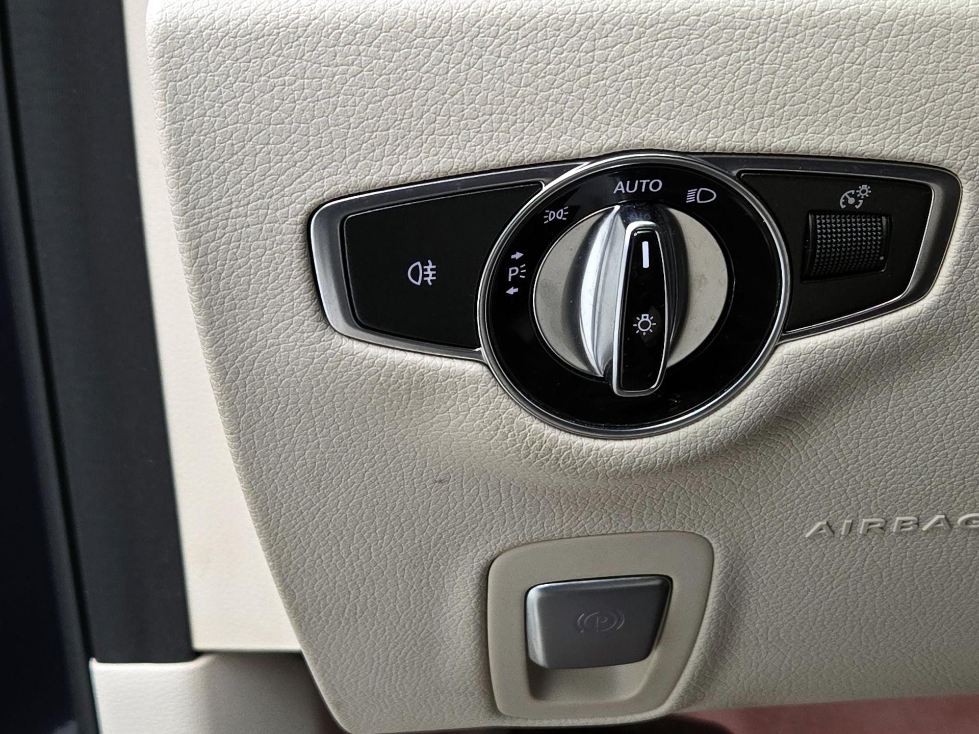 Thumbnail: 2017 Mercedes-Benz E-Class - 13