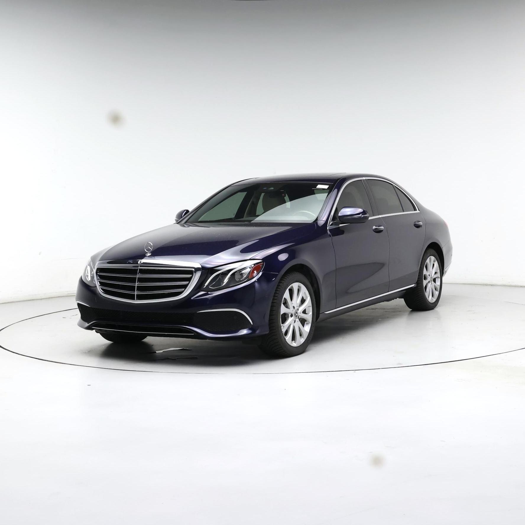 Thumbnail: 2017 Mercedes-Benz E-Class - 4