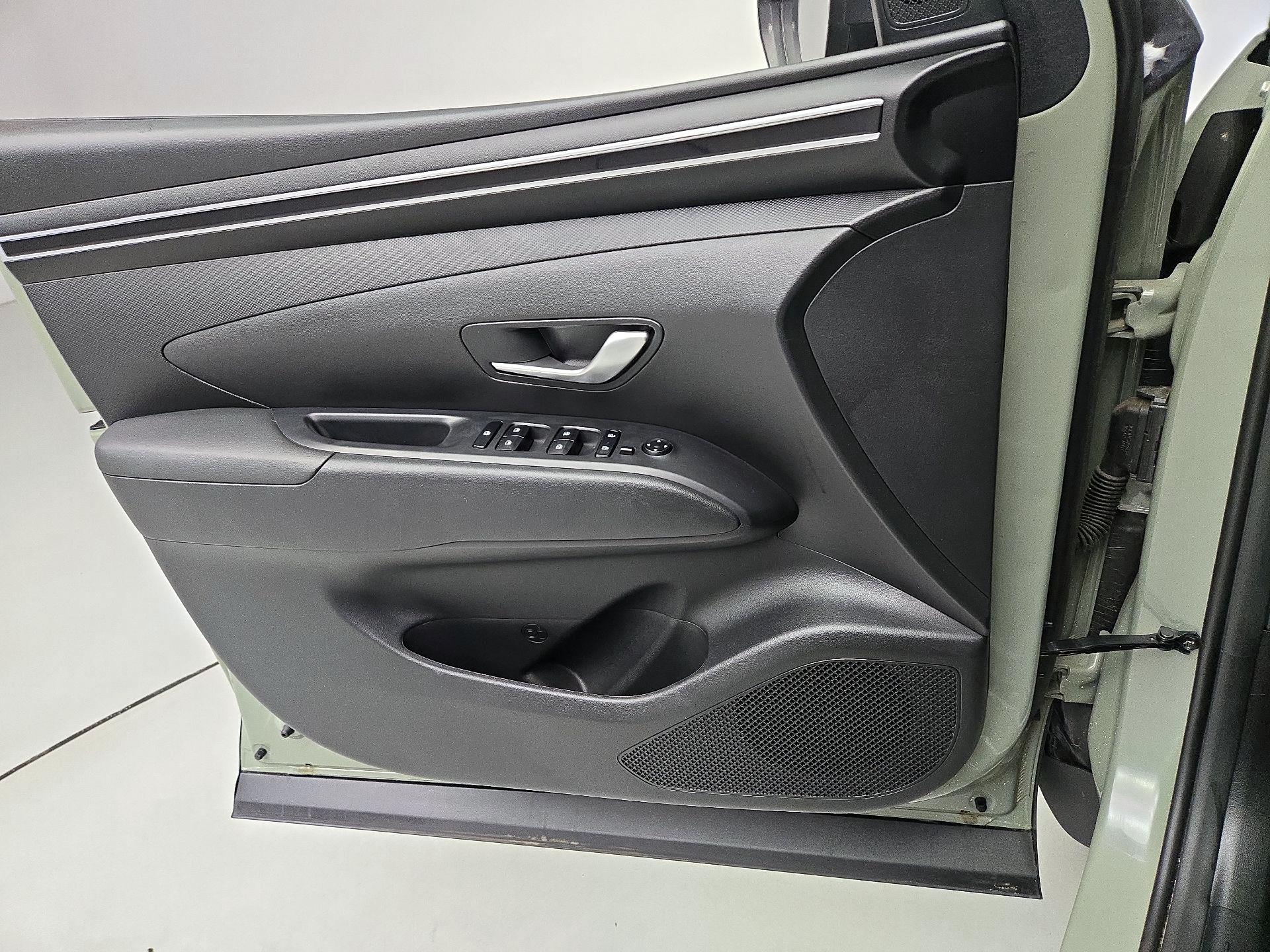 Thumbnail: 2024 Hyundai Santa Cruz - 12