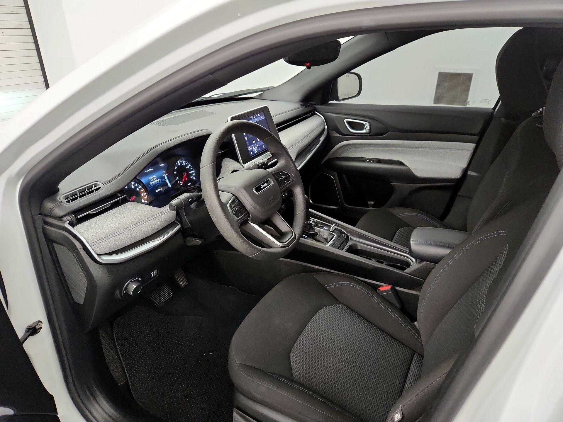 Thumbnail: 2025 Jeep Compass - 11