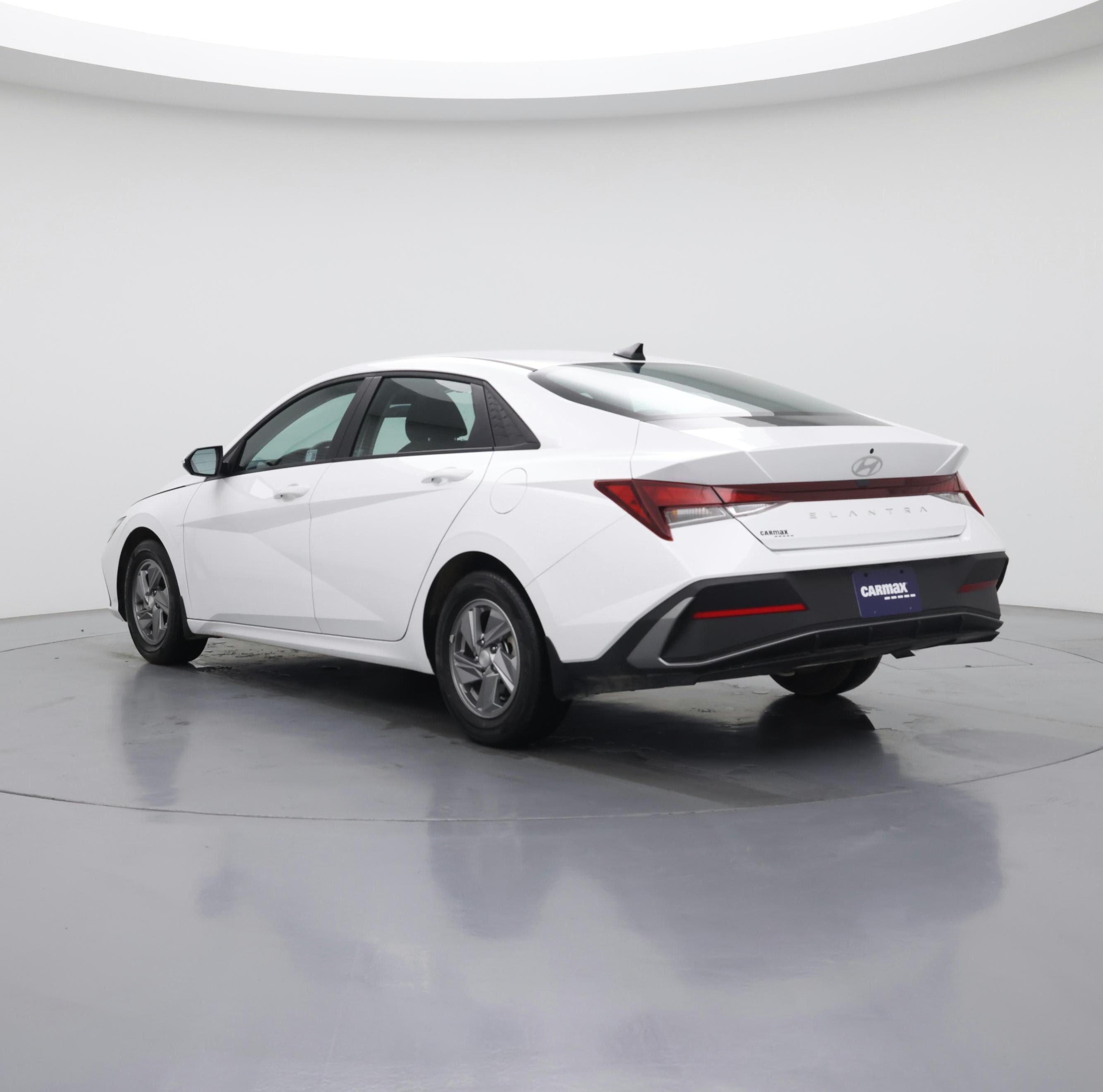 Thumbnail: 2025 Hyundai Elantra - 2