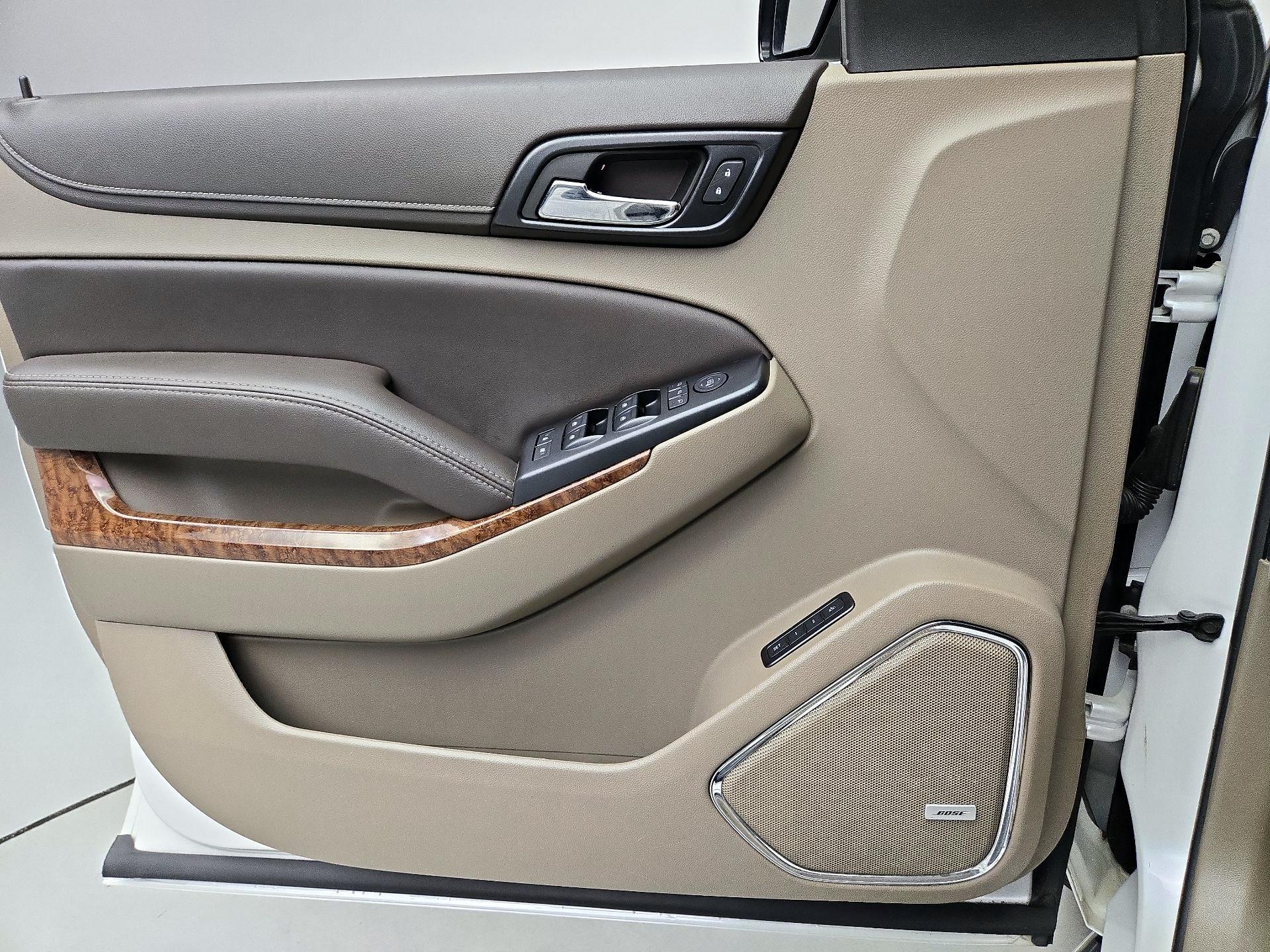 Thumbnail: 2017 Chevrolet Tahoe - 12