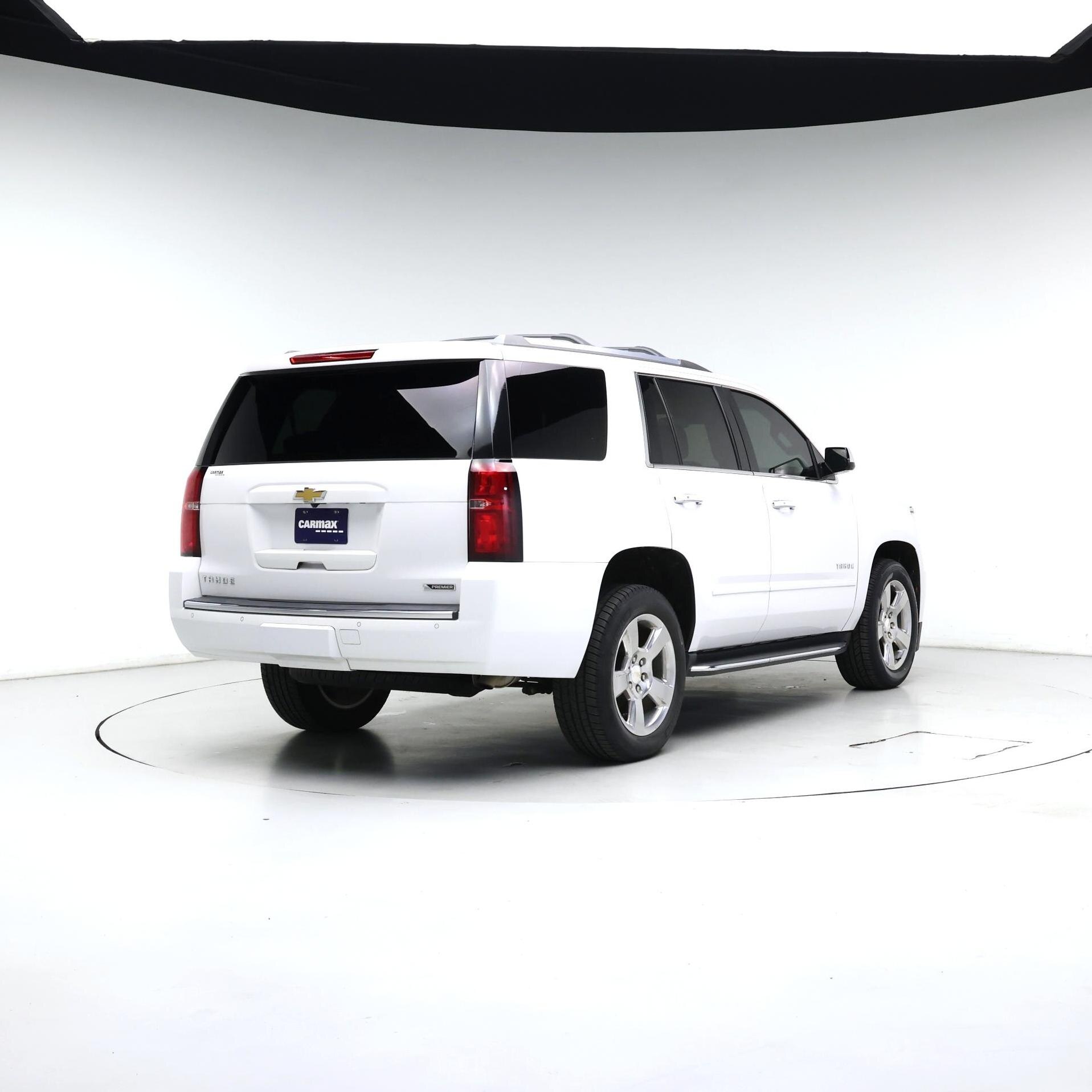 Thumbnail: 2017 Chevrolet Tahoe - 8