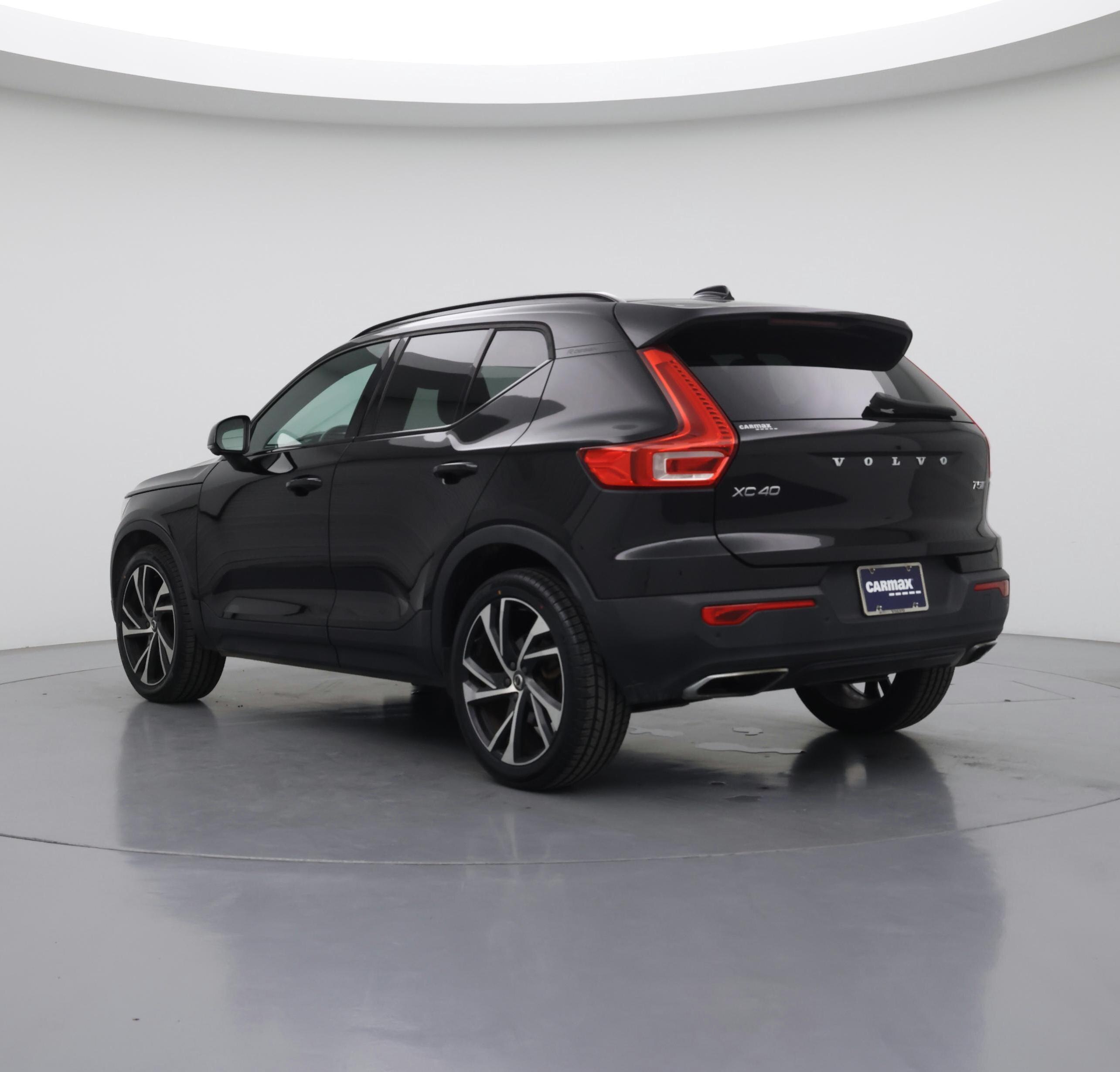 Thumbnail: 2020 Volvo XC40 - 2