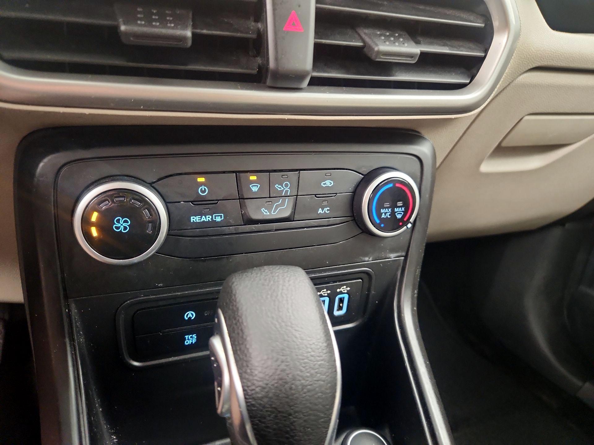Thumbnail: 2021 Ford EcoSport - 16