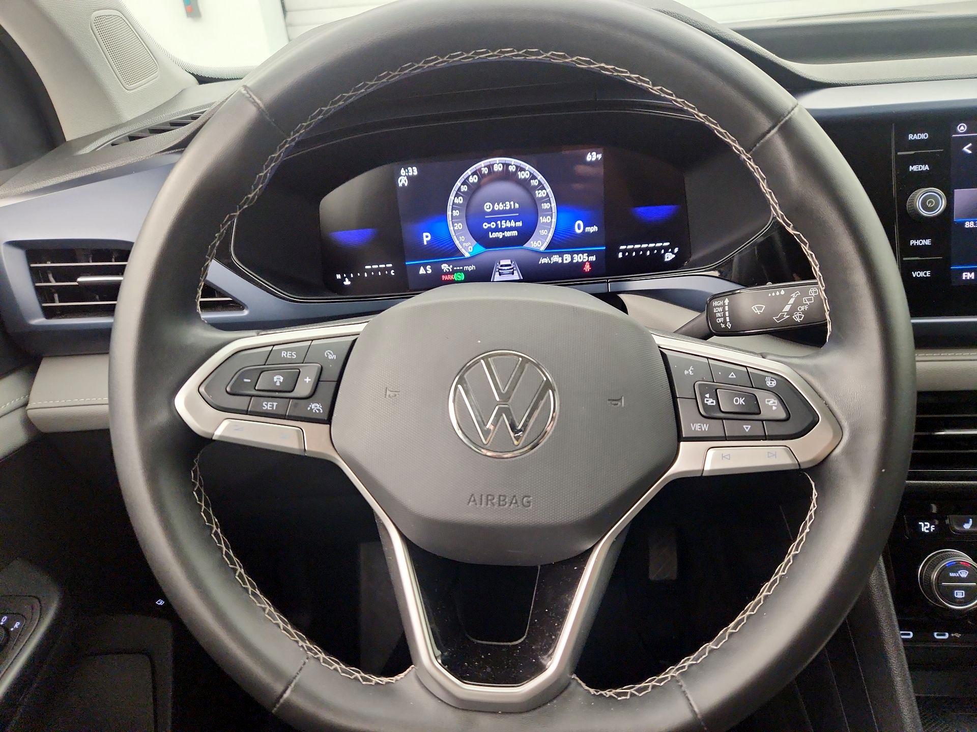 Thumbnail: 2024 Volkswagen Taos - 10