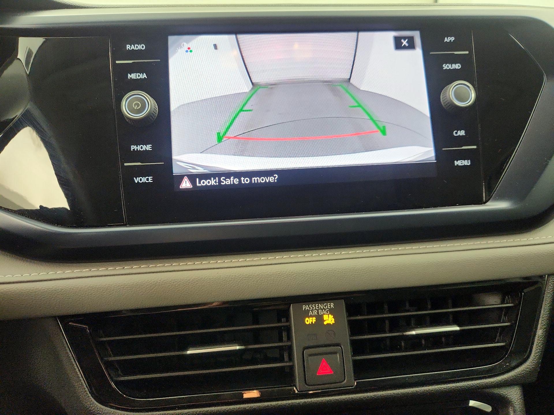 Thumbnail: 2024 Volkswagen Taos - 14