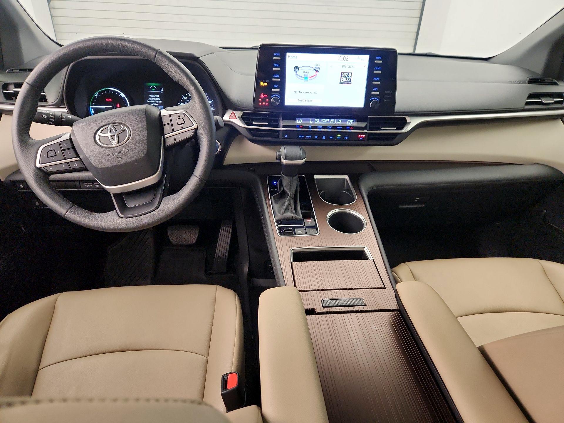 Thumbnail: 2024 Toyota Sienna - 9