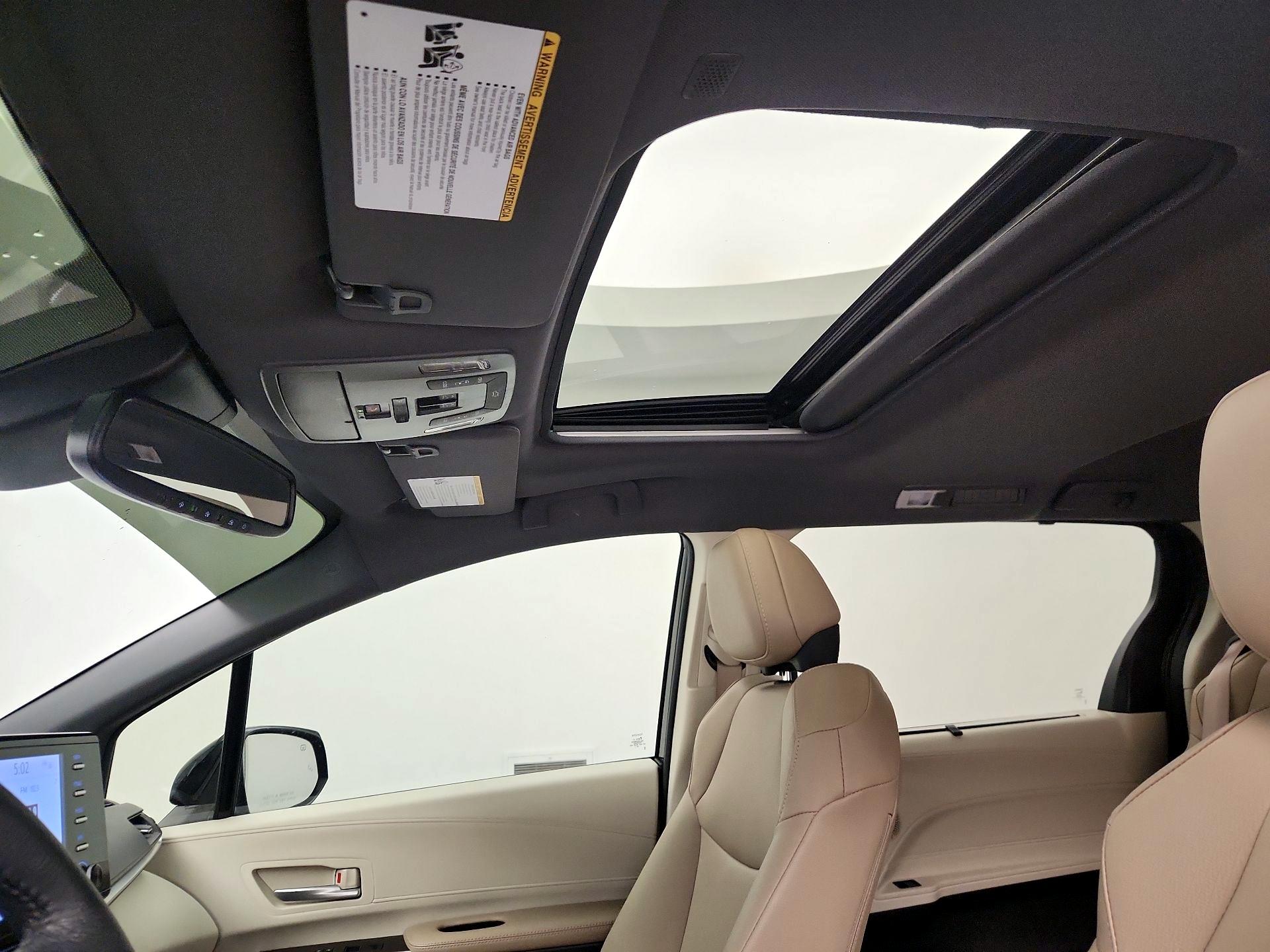 Thumbnail: 2024 Toyota Sienna - 19