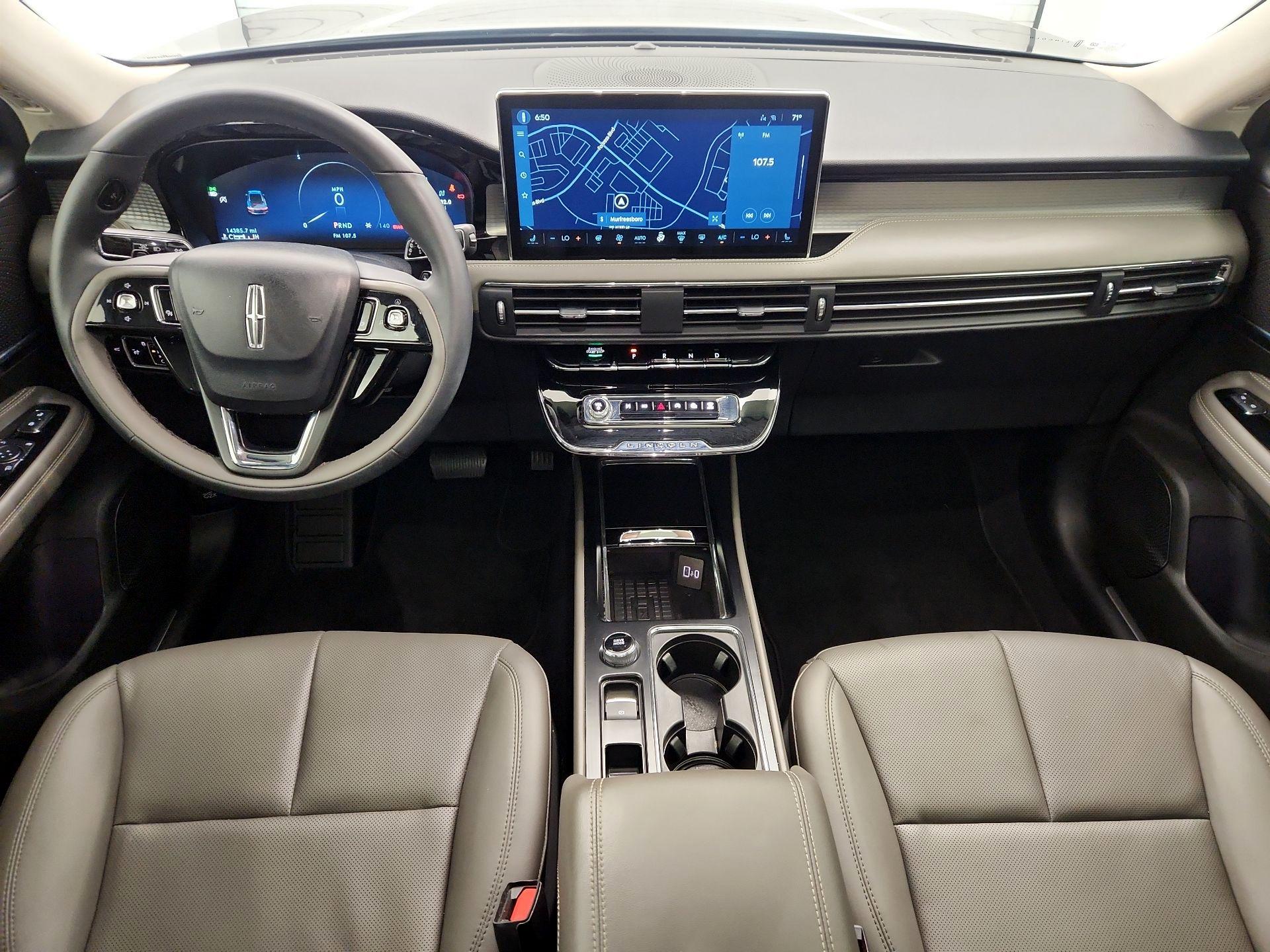 Thumbnail: 2023 Lincoln Corsair - 9