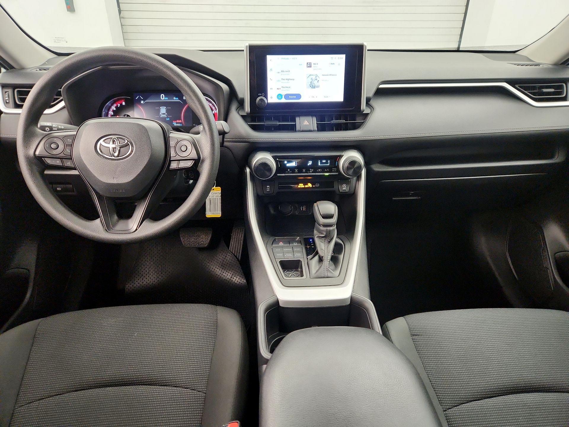 Thumbnail: 2024 Toyota RAV4 - 9