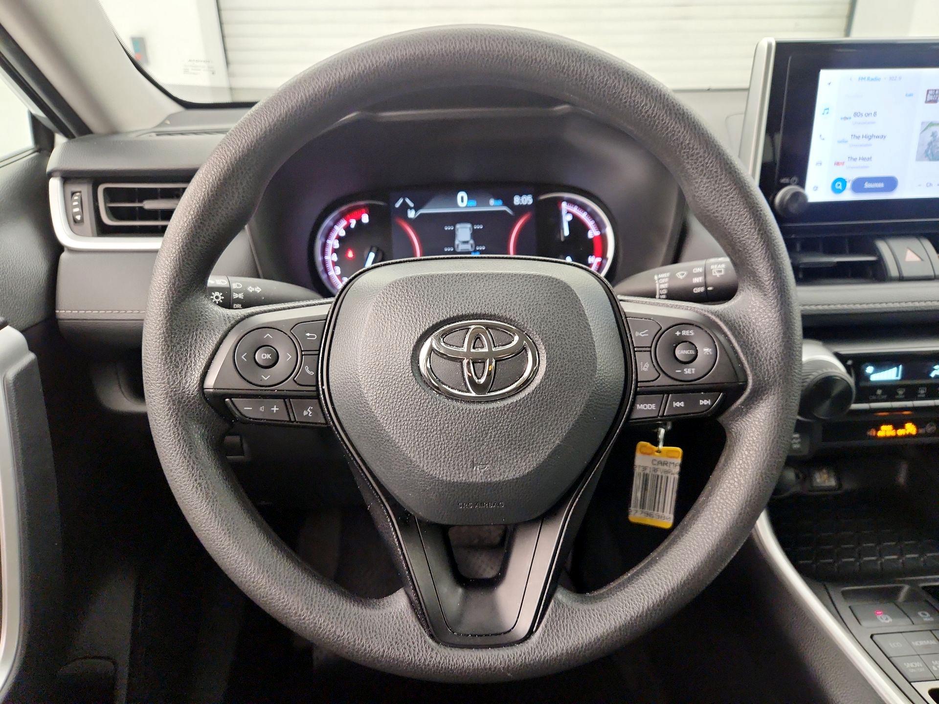 Thumbnail: 2024 Toyota RAV4 - 10