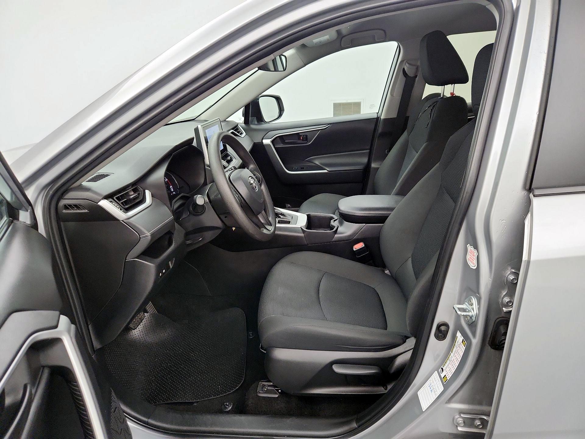 Thumbnail: 2024 Toyota RAV4 - 11