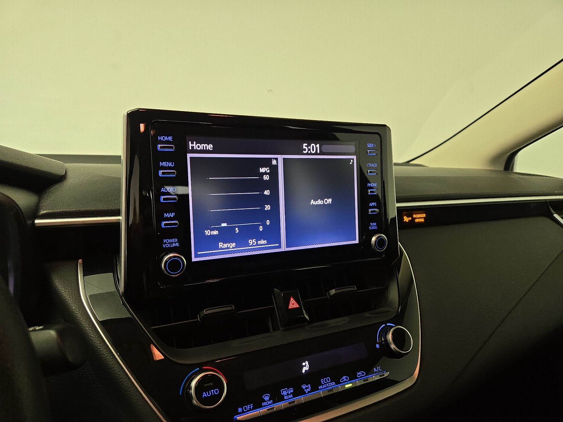 Thumbnail: 2020 Toyota Corolla - 15