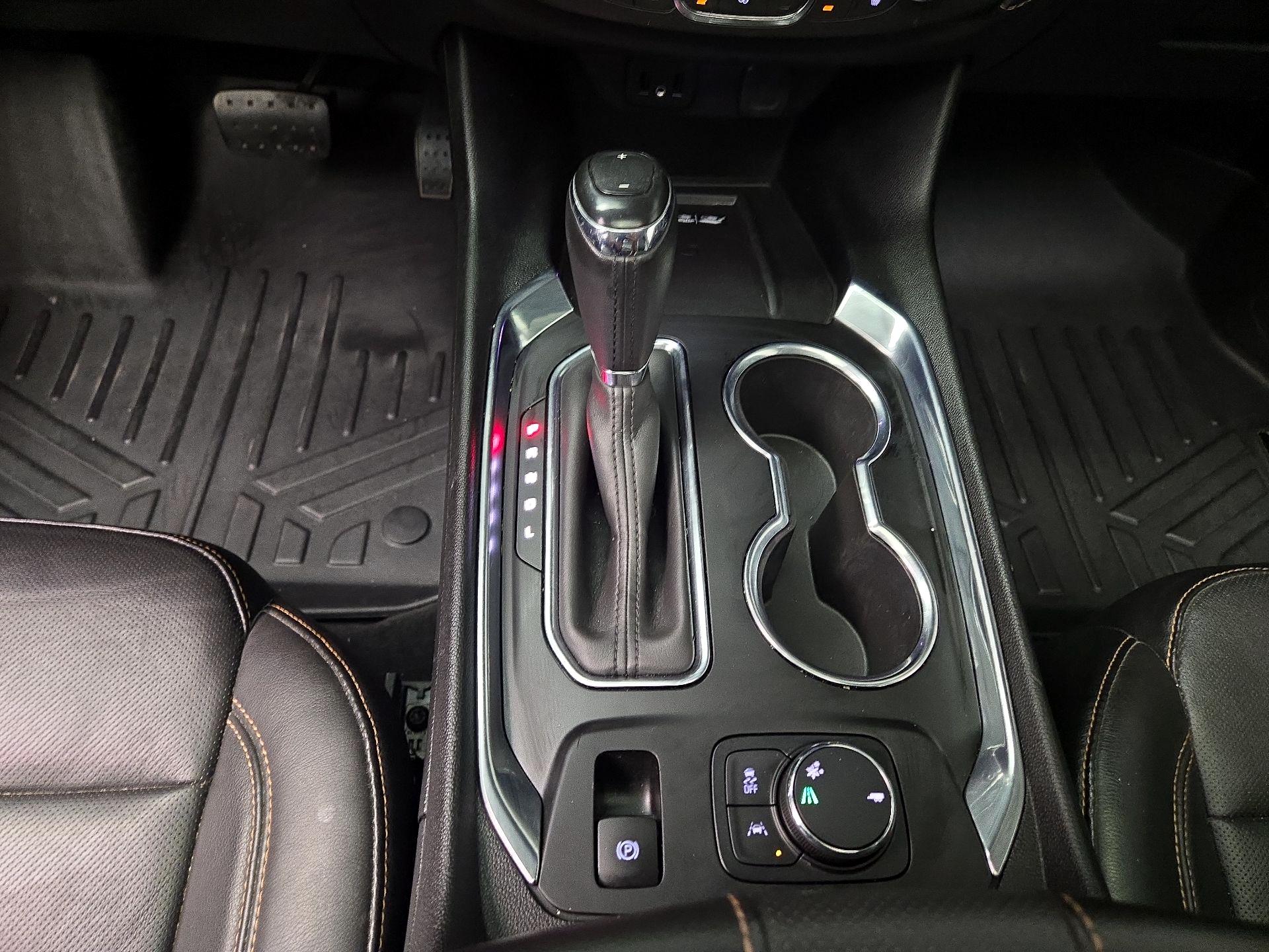 Thumbnail: 2019 Chevrolet Traverse - 17