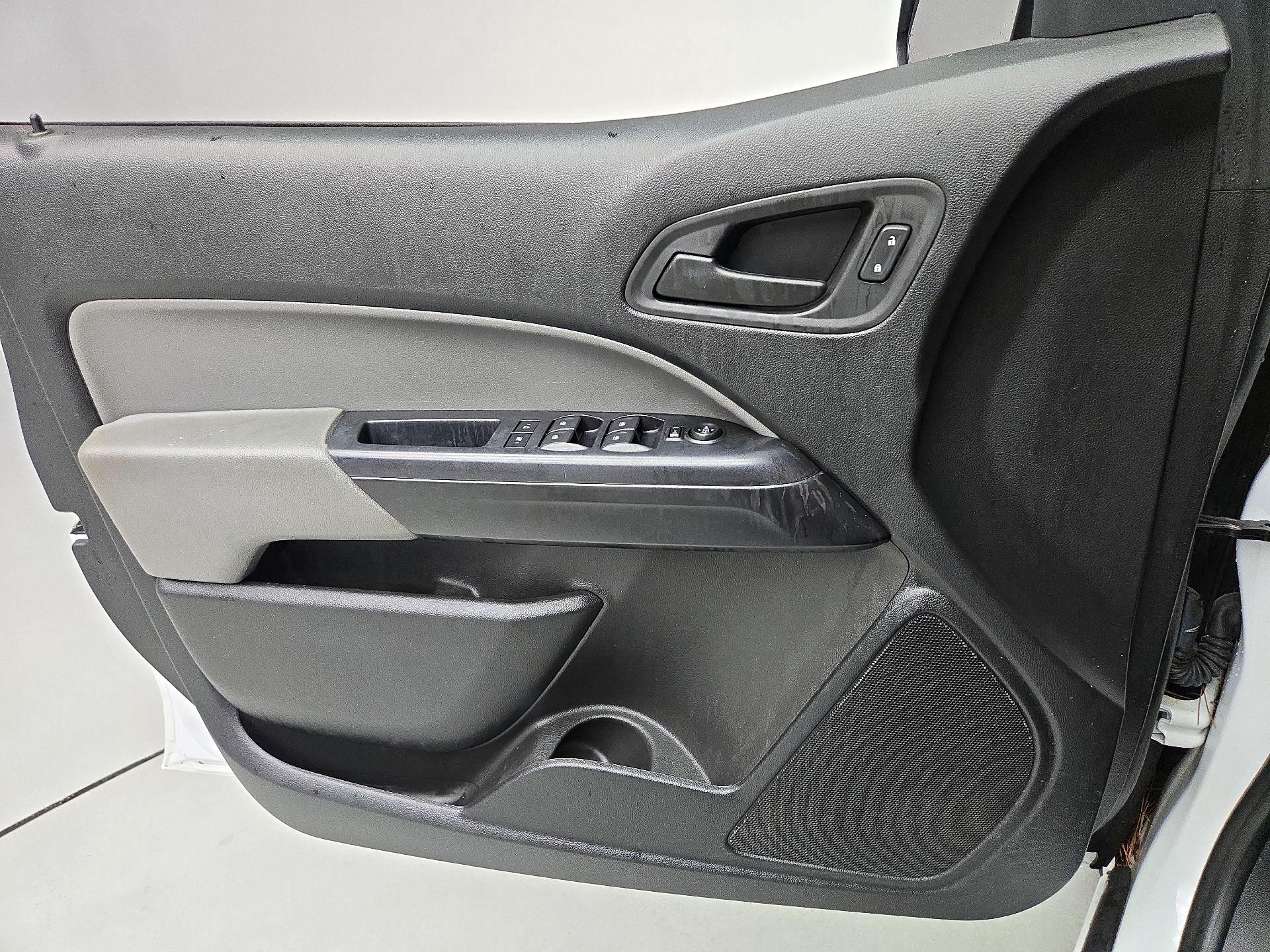 Thumbnail: 2020 Chevrolet Colorado - 12