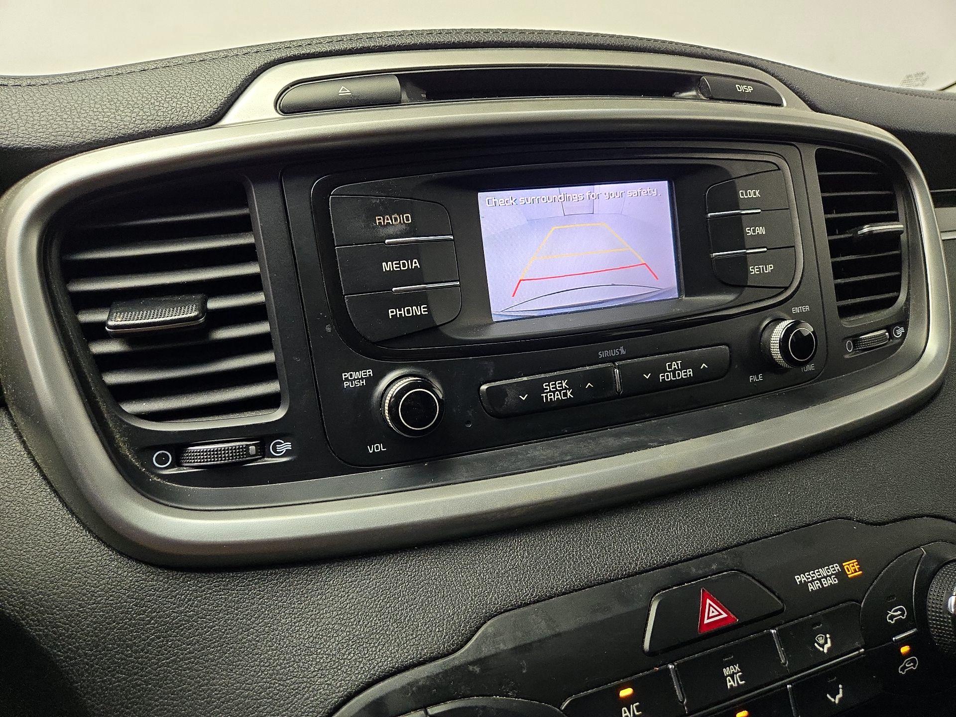 Thumbnail: 2018 Kia Sorento - 14