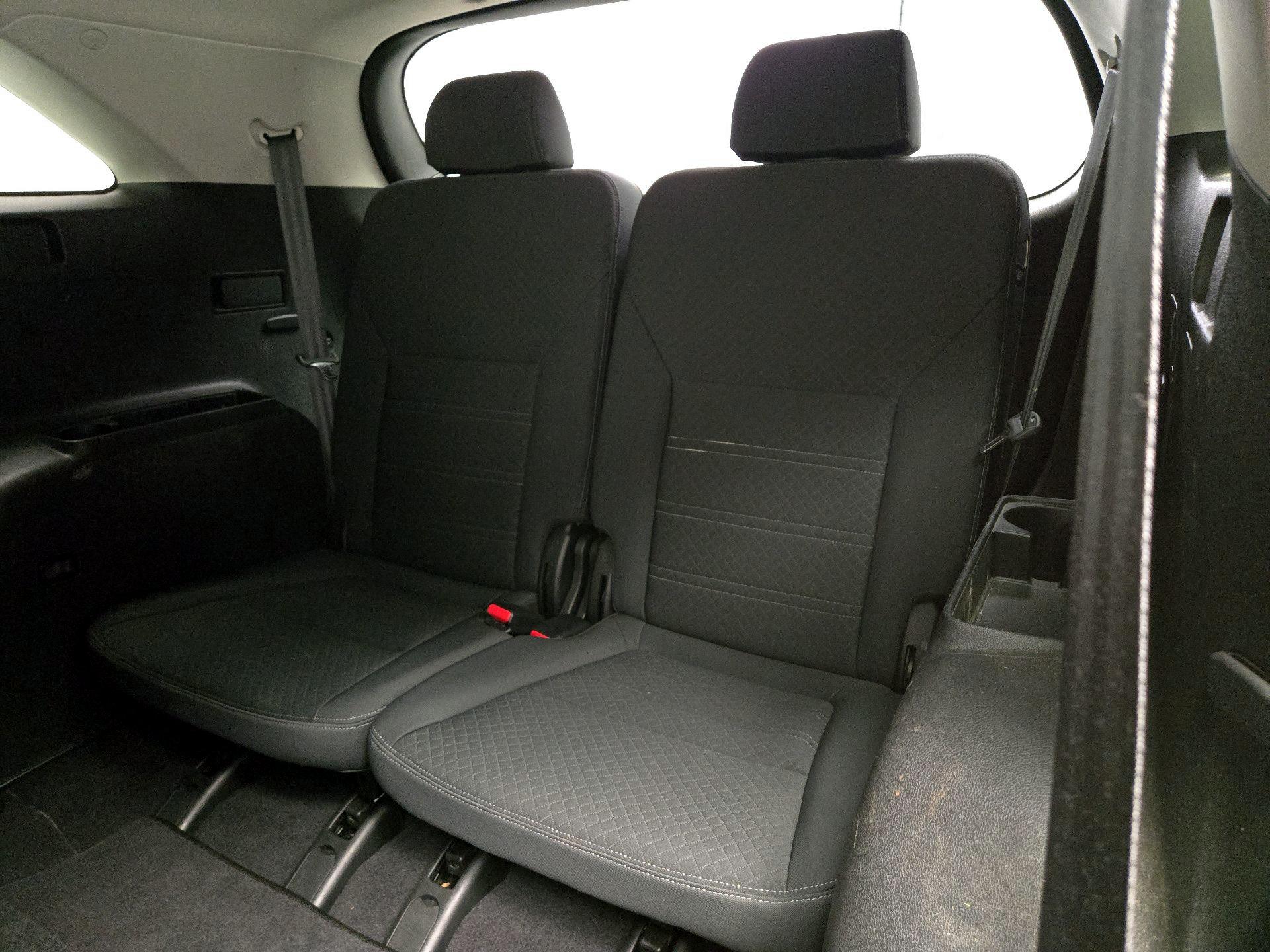 Thumbnail: 2018 Kia Sorento - 20