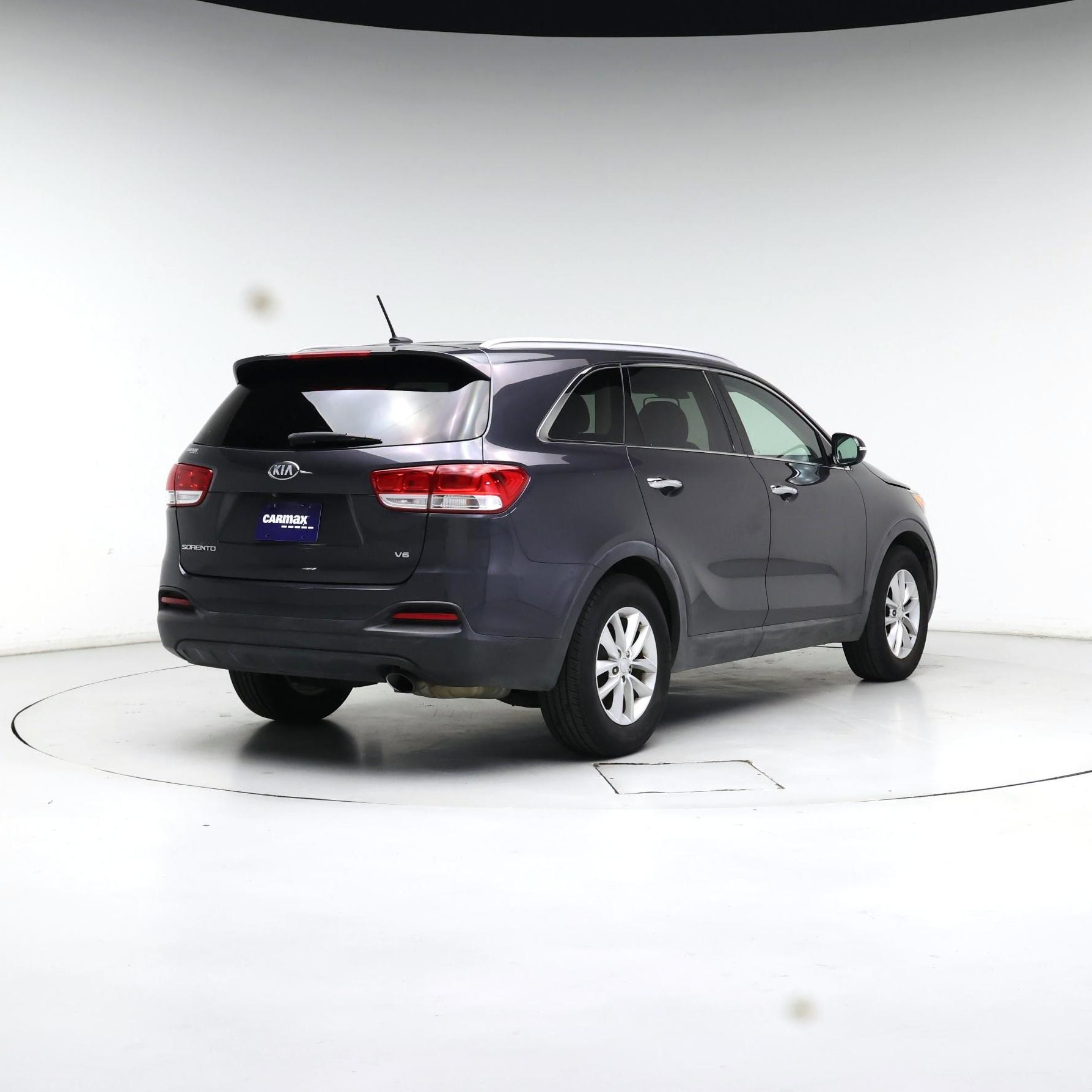 Thumbnail: 2018 Kia Sorento - 8